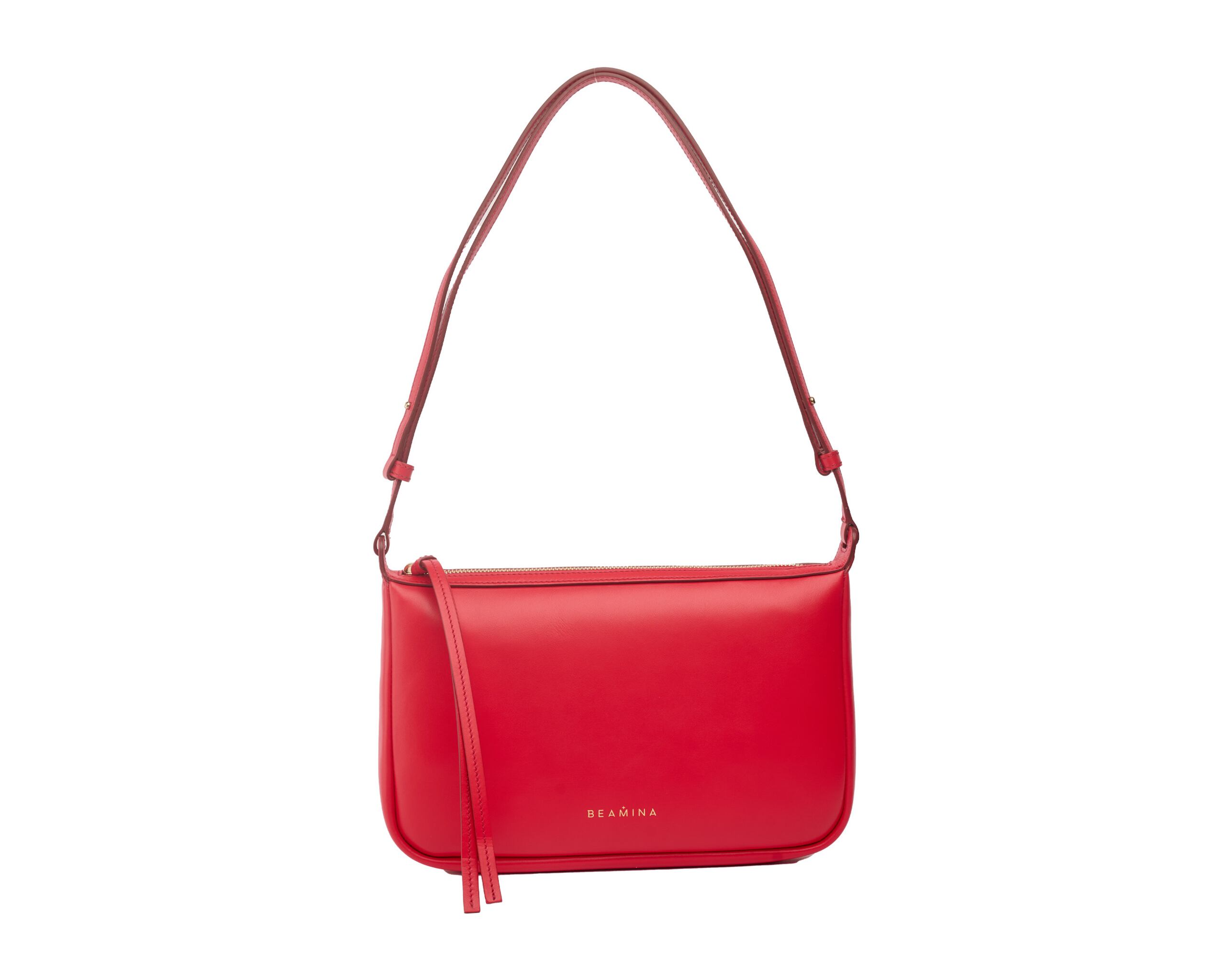 Eloise Red Adjustable Crossbody Bag
El rojo intenso de este bolso lo transforma en una pieza básica en tu guardarropa. Confeccionado en cuero y con una silueta estructurada, combina feminidad clásica y minimalismo moderno. Su correa ajustable lo vuelve práctico para el día a día, mientras que los detalles en dorado añaden un aire sofisticado. A la venta en Beamina, en Liberty Square de San Patricio Plaza.