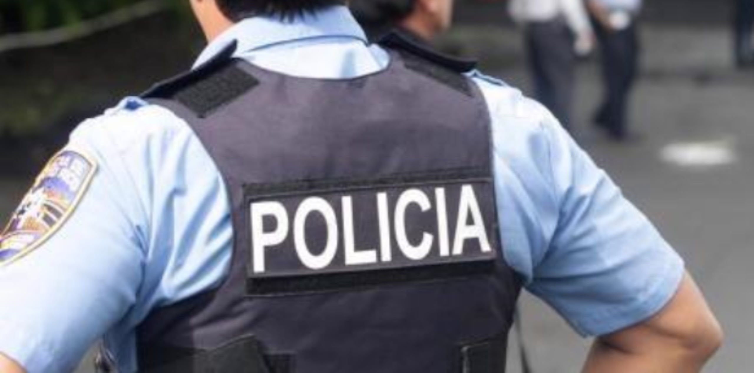 La Policía arrestó a la fémina en un punto de venta de sustancias controladas que opera en el residencial Roosevelt en Mayagüez. (archivo)