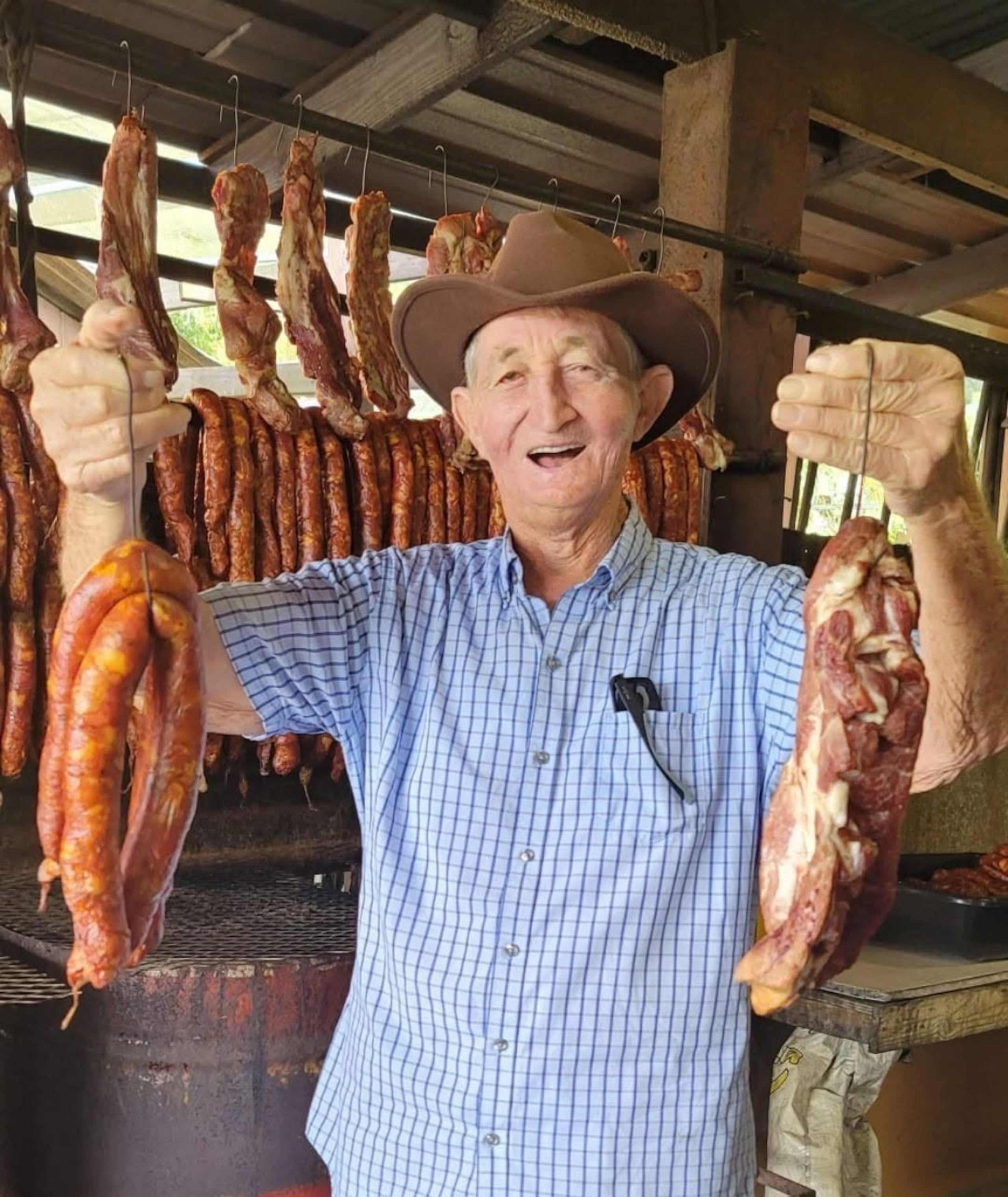 Héctor Hernán López Rodríguez, fundador del reconocido Rancho de las Longanizas de Don Nando en Naranjito.