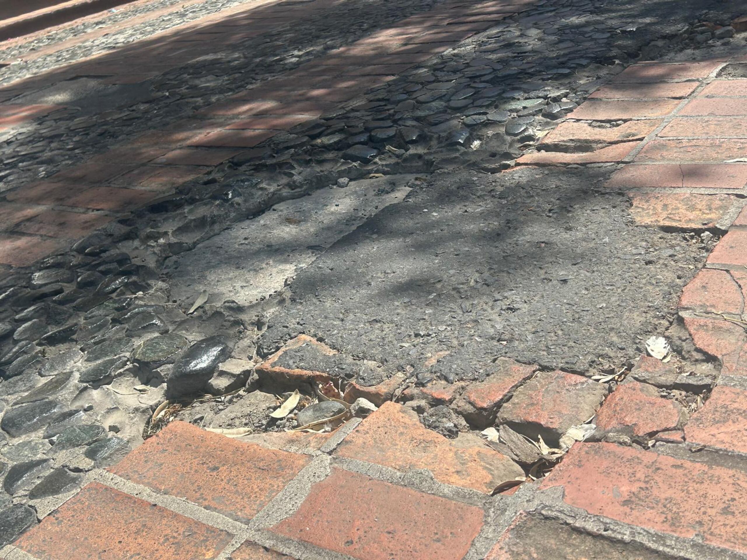 El funcionario penepé afirmó que los ladrillos en las calles del casco urbano se rehabilitarán con $3 millones de Revitalización de la Ciudad del Departamento de la Vivienda.