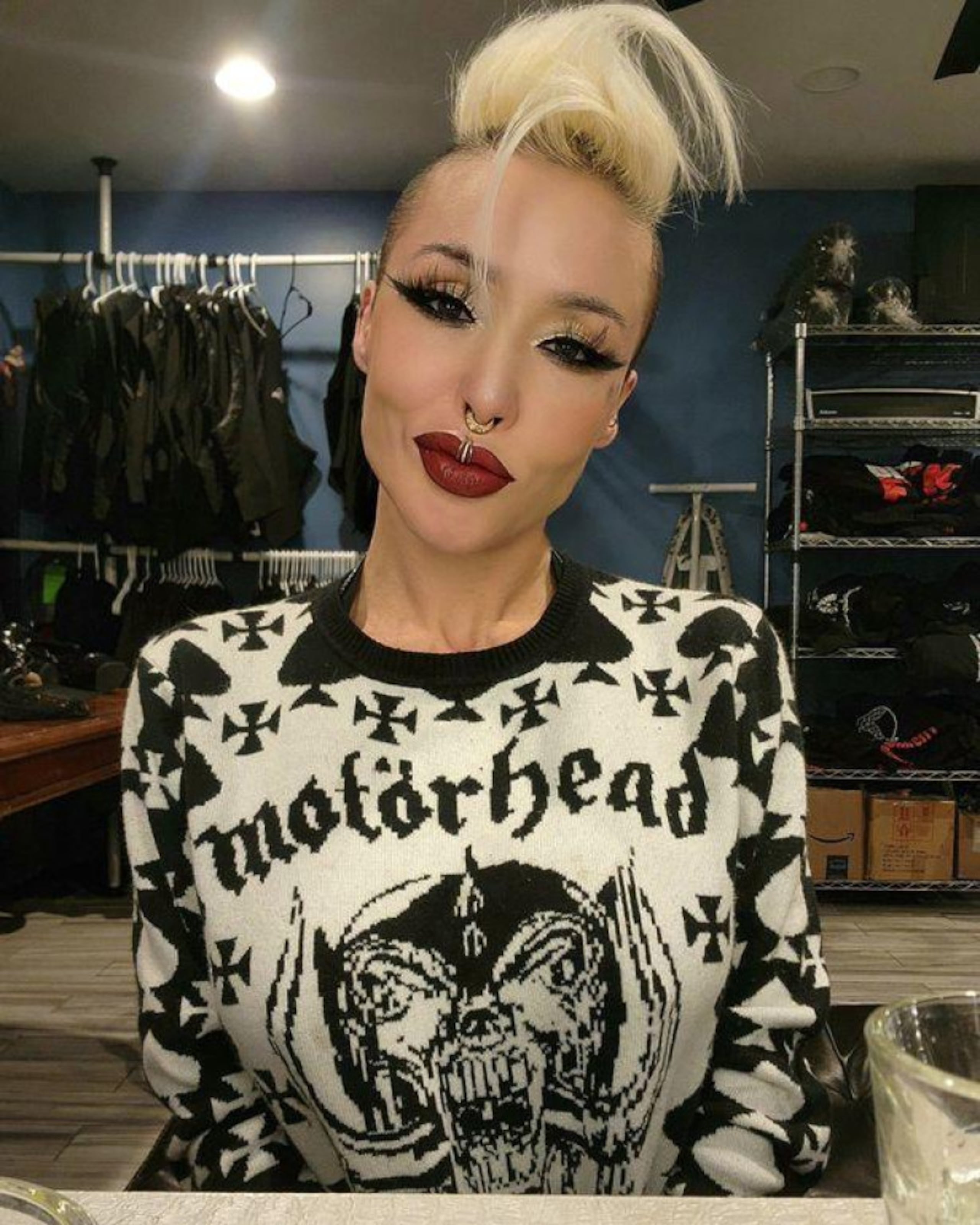 Masuimi Max participó en varias películas, entre ellas xXx: State of the Union, protagonizada por Ice Cube y Samuel L. Jackson.