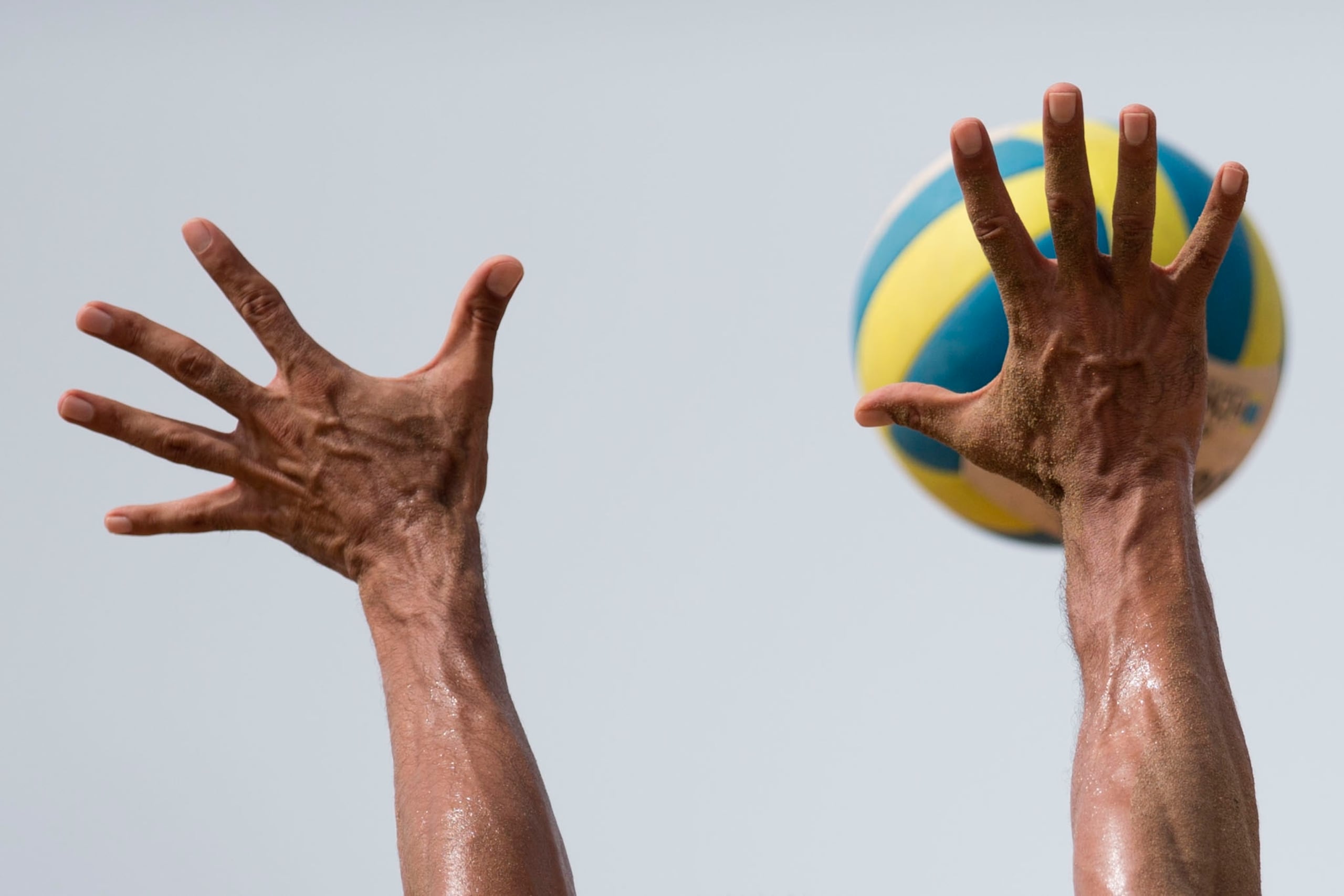 La FPV alega que le había advertido al árbitro Carlos 'Lenny' Rivera de que estaba pitando ilegalmente.