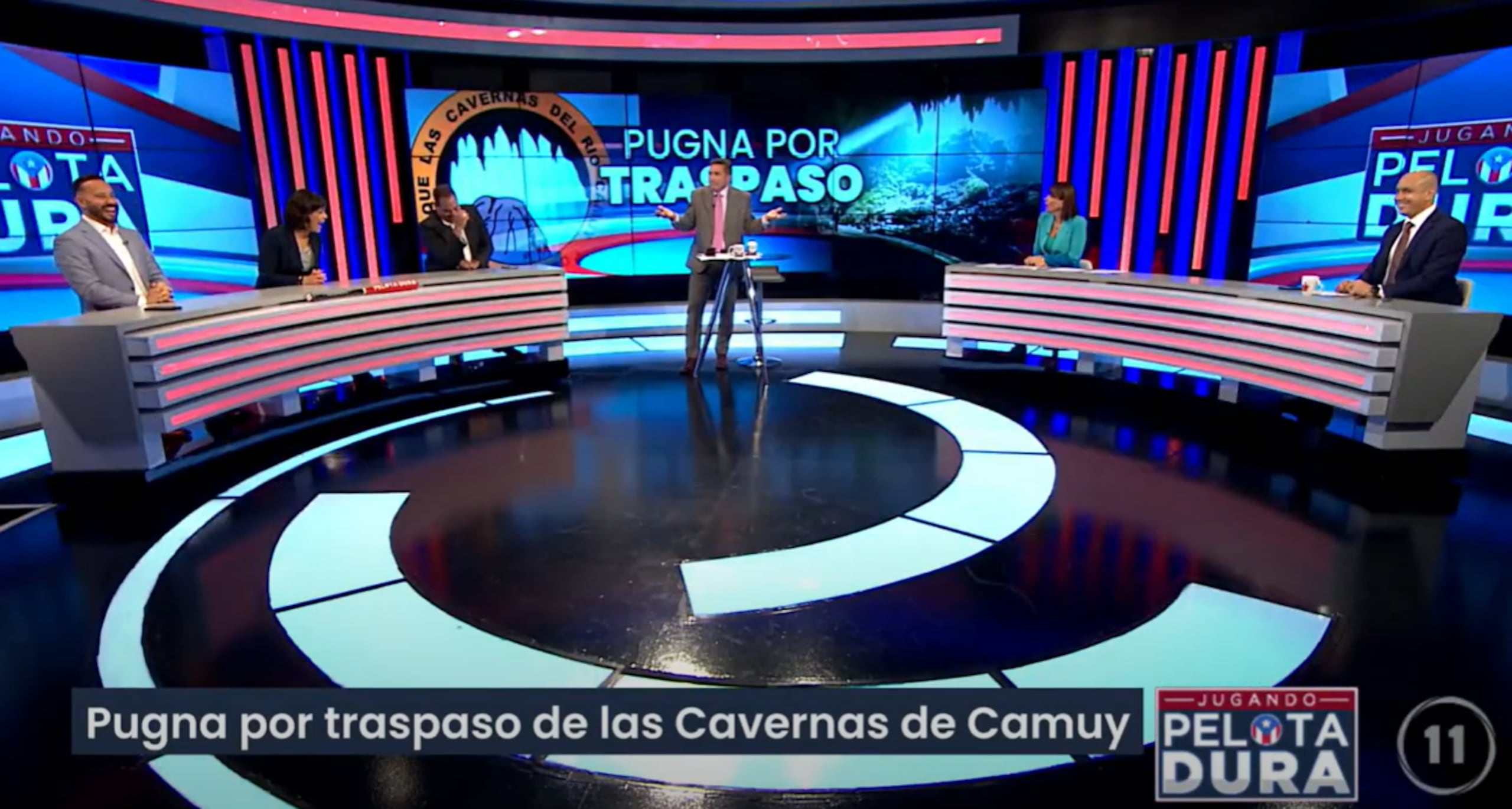 Ferdinand Pérez tomó un momento para comentar que, durante su época universitaria, trabajó como pizzero en las cavernas de Camuy.