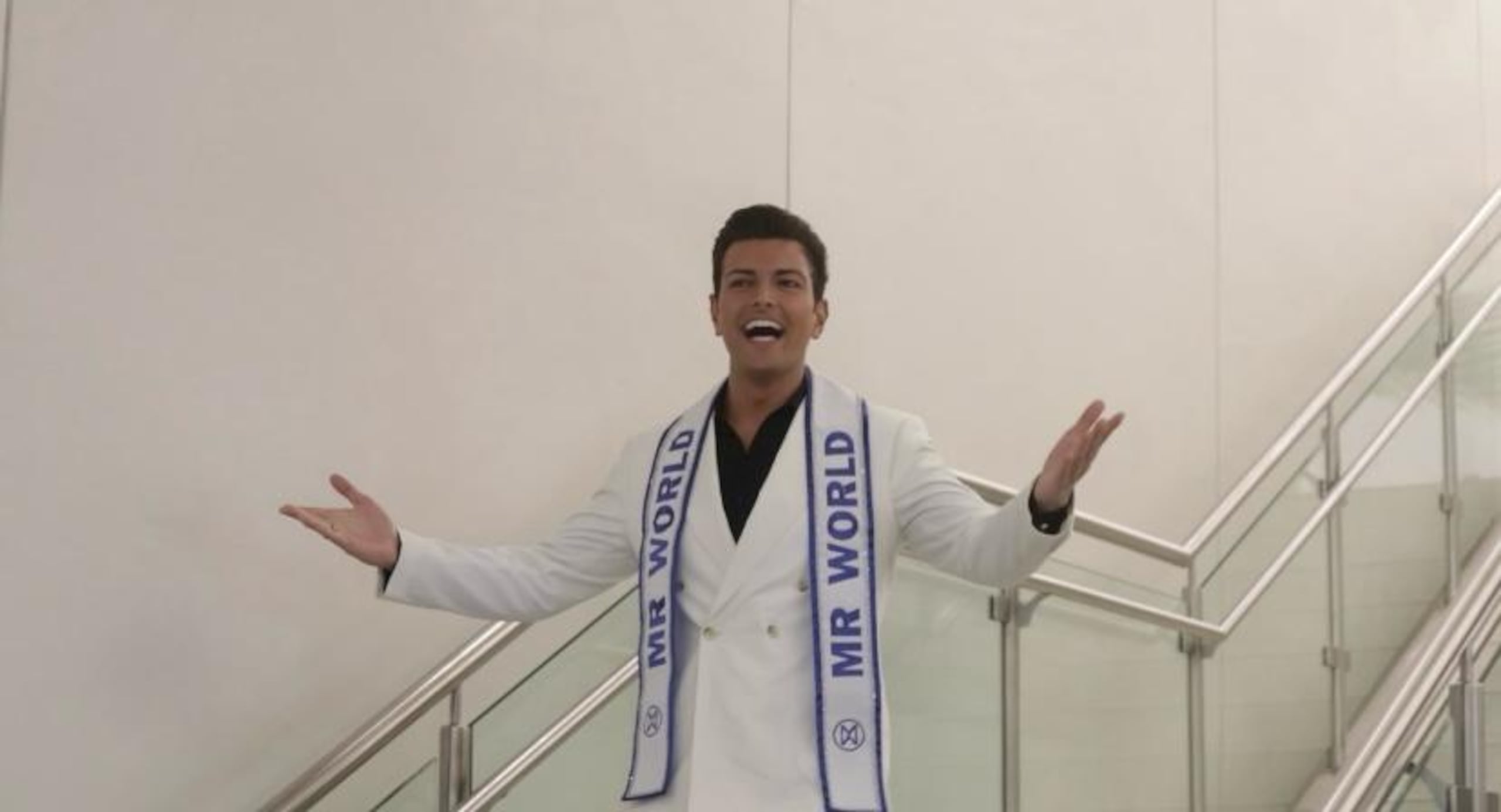 Danny Mejía llegó al mediodía al Aeropuerto Internacional Luis Muñoz Marín.