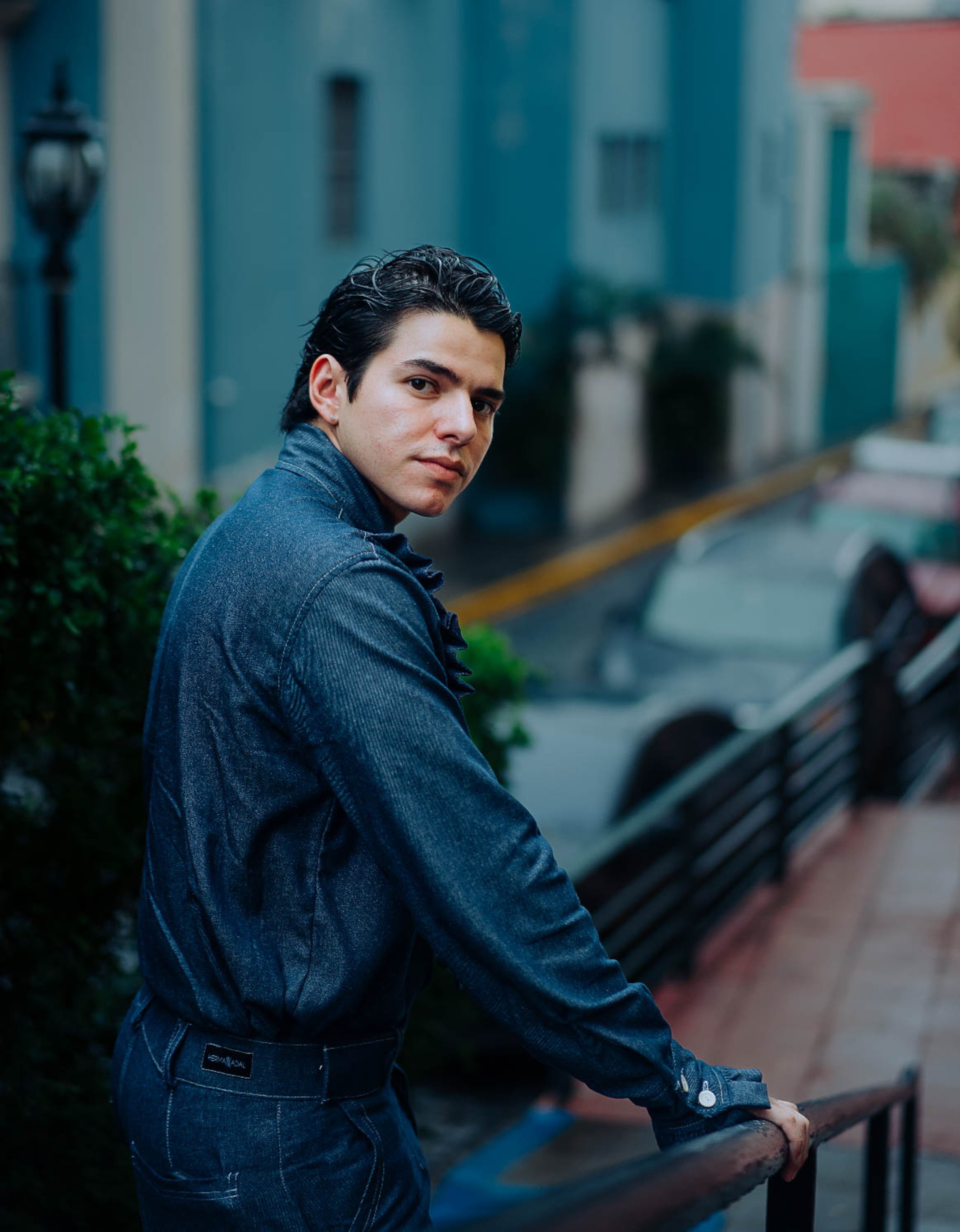 Maeso dejó el “flow” urbano para meterle a lo que le apasiona de verdad: los ritmos tropicales.