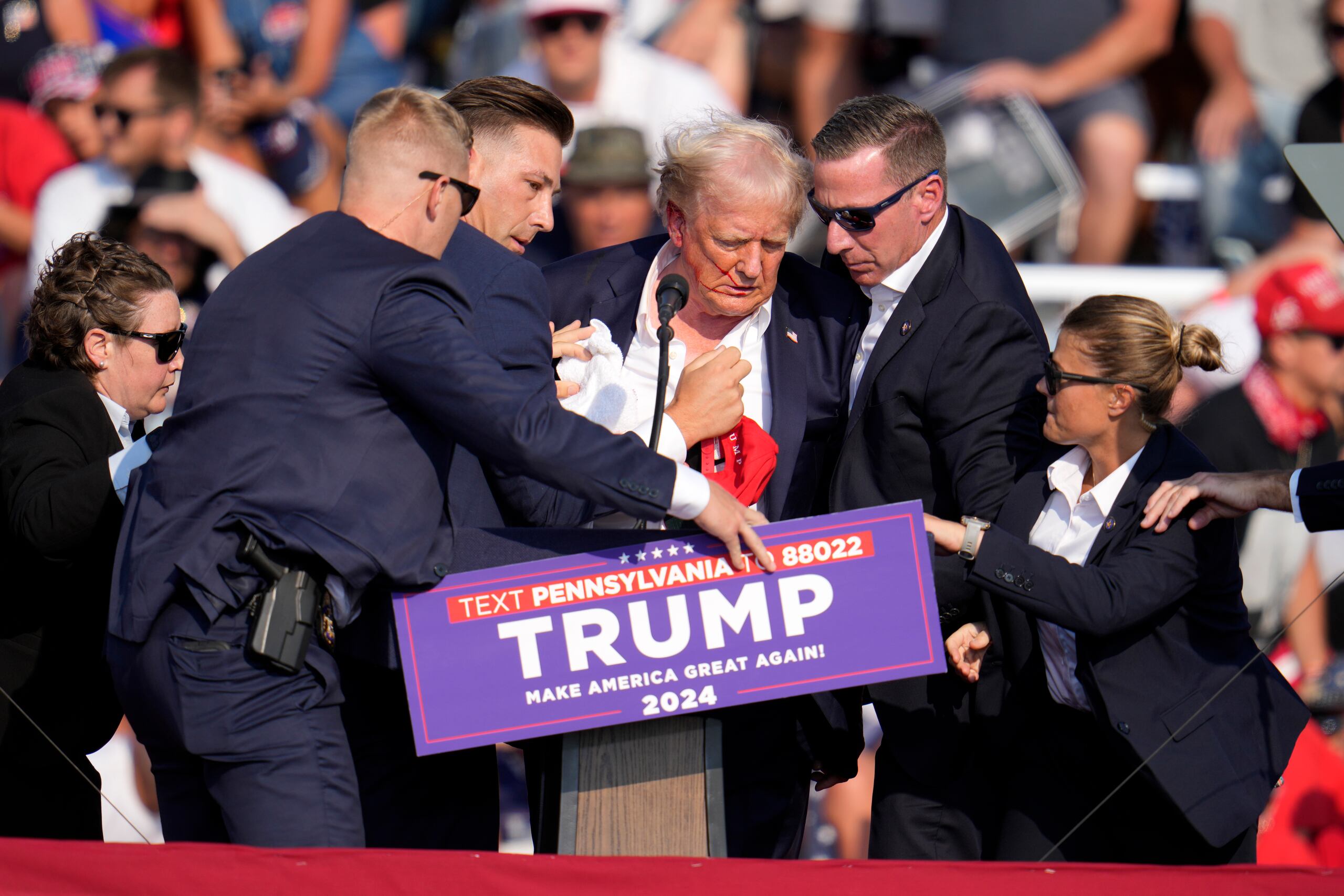Insisto, la violencia genera más violencia y Trump es un hombre violento.