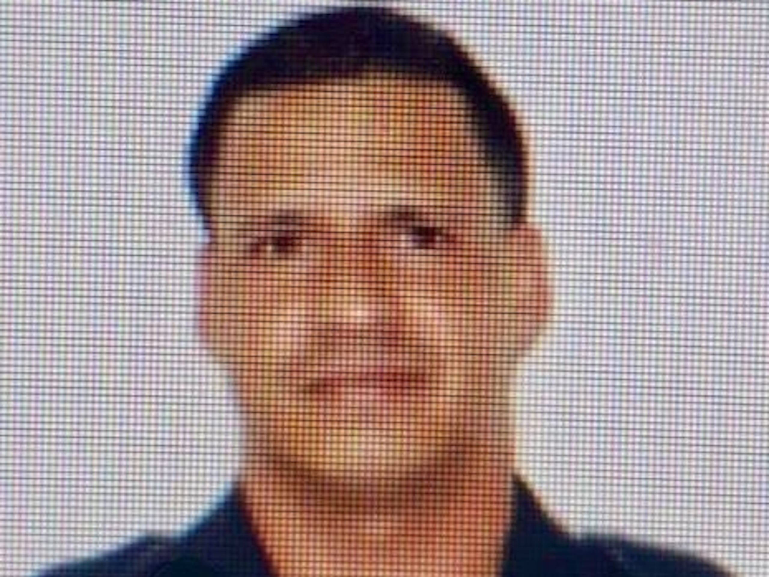 Edwin Noél López Reyes, de 48 años, quien se considera sospechoso del asesinato a balazos de su pareja, Jessica Enid Torres Santiago, de 43 años, en la carretera PR-1, cerca de la salida hacia la autopista Luis A. Ferré en Ponce.