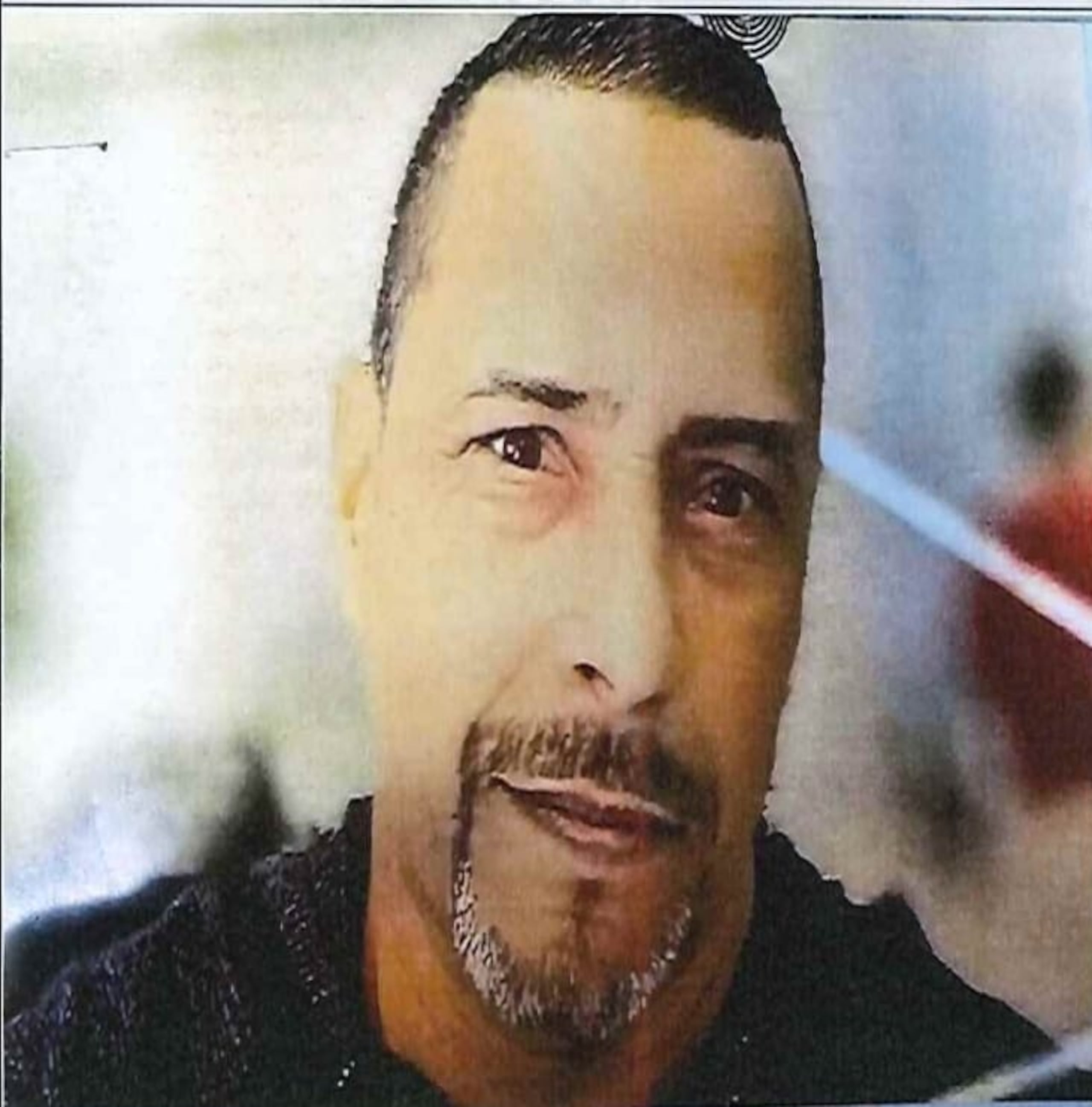 Junior Fundador Esteves Matta, fue visto por última vez el 16 de agosto, en su residencia localizada en el sector Monte Lindo del barrio Higuillar, en Dorado.