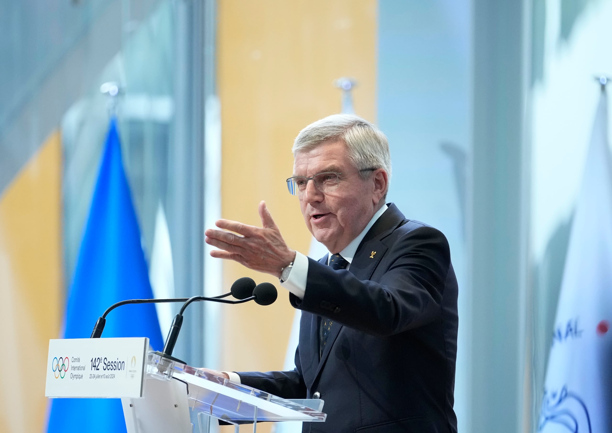 El presidente del COI, Thomas Bach, habla durante la ceremonia de apertura de la sesión del COI en la Fundación Louis Vuitton antes de los Juegos Olímpicos de Verano de 2024, el lunes 22 de julio de 2024, en París, Francia.