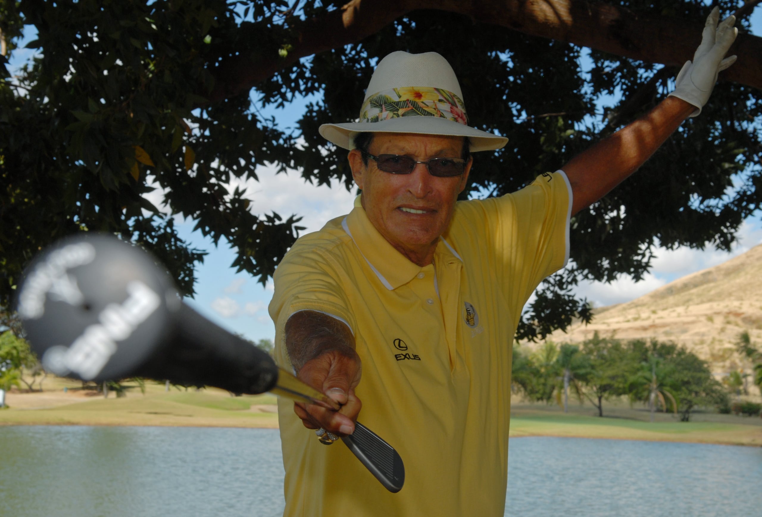 Chi Chi Rodríguez tenía patentizada una movida con su palo de golf para celebrar sus cierres. Batía el palo cual su fuera un torrero.