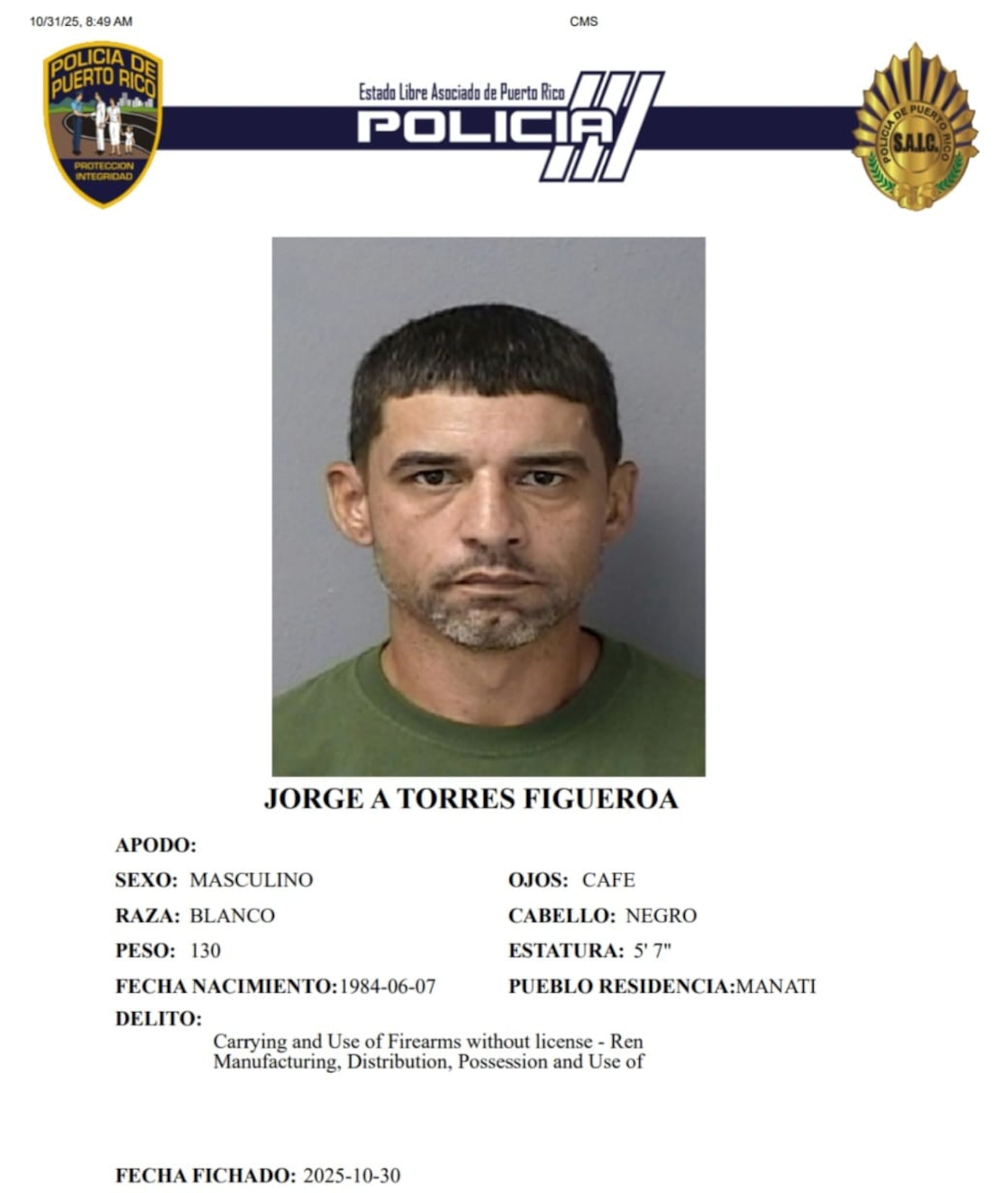 Jorge A. Torres Figueroa, fue arrestado mientras tramitaba un certificado de antecedentes penales ya que pesaba una orden de arresto en su contra.