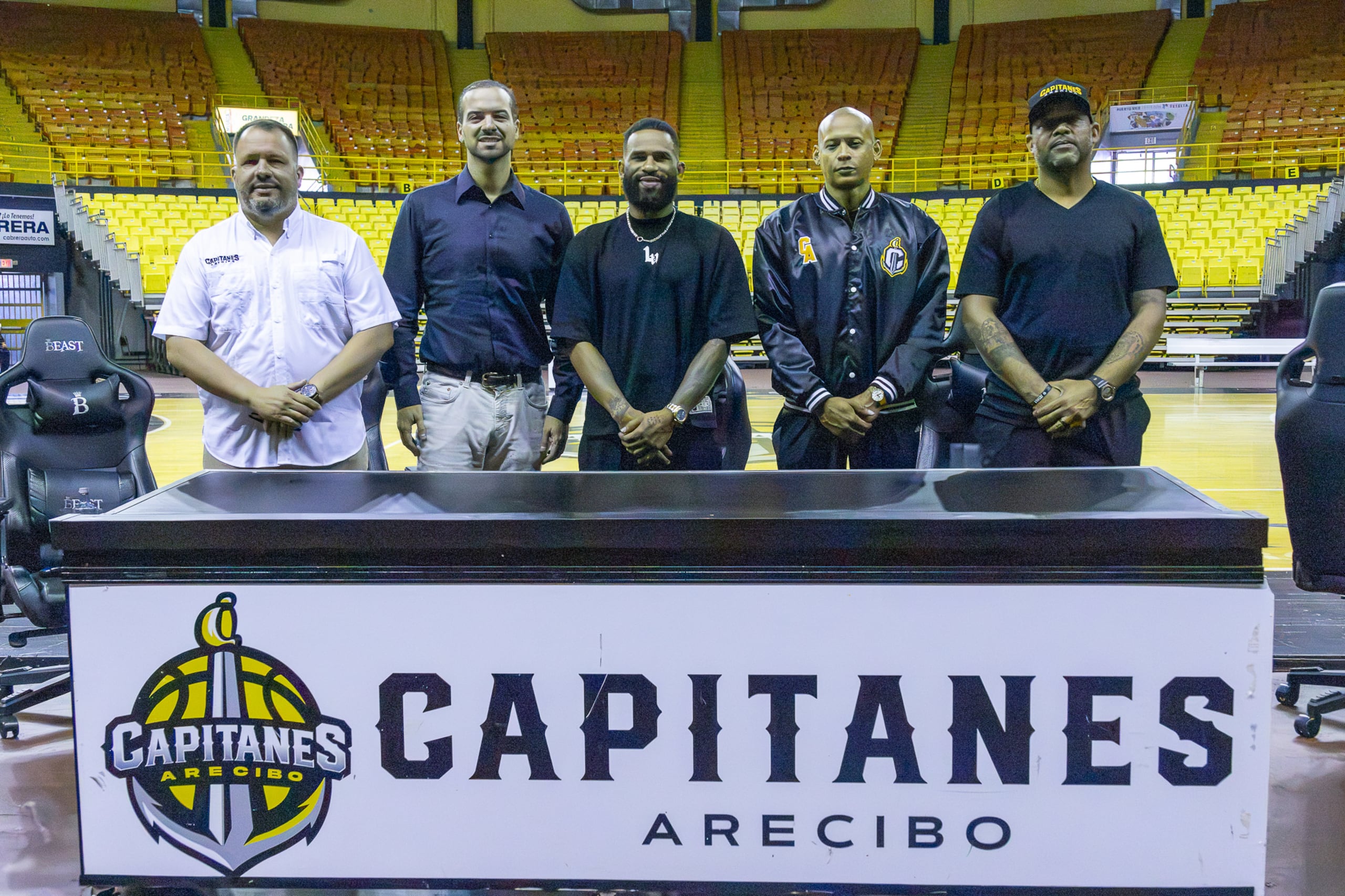Larry Ayuso, otra de las figuras históricas de los Capitanes, estará al frente del equipo como dirigente durante la temporada de 2027.