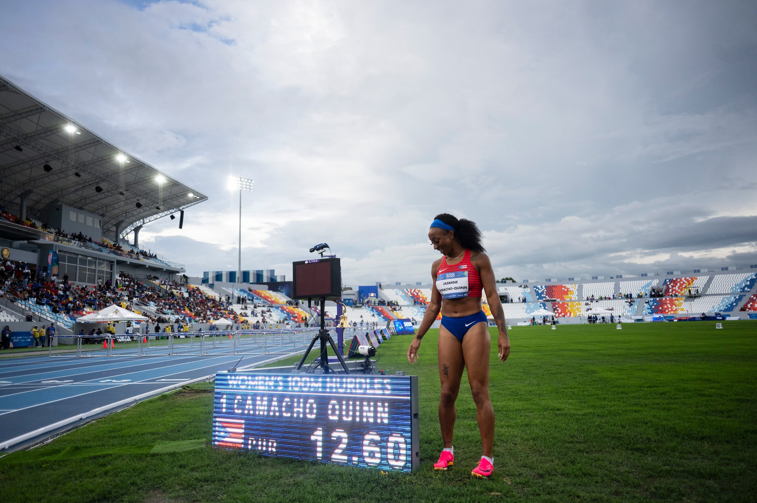 La marca de la jamaiquina Dionne Rose que Jasmine Camacho Quinn batió el martes, era de 12.64 segundos.