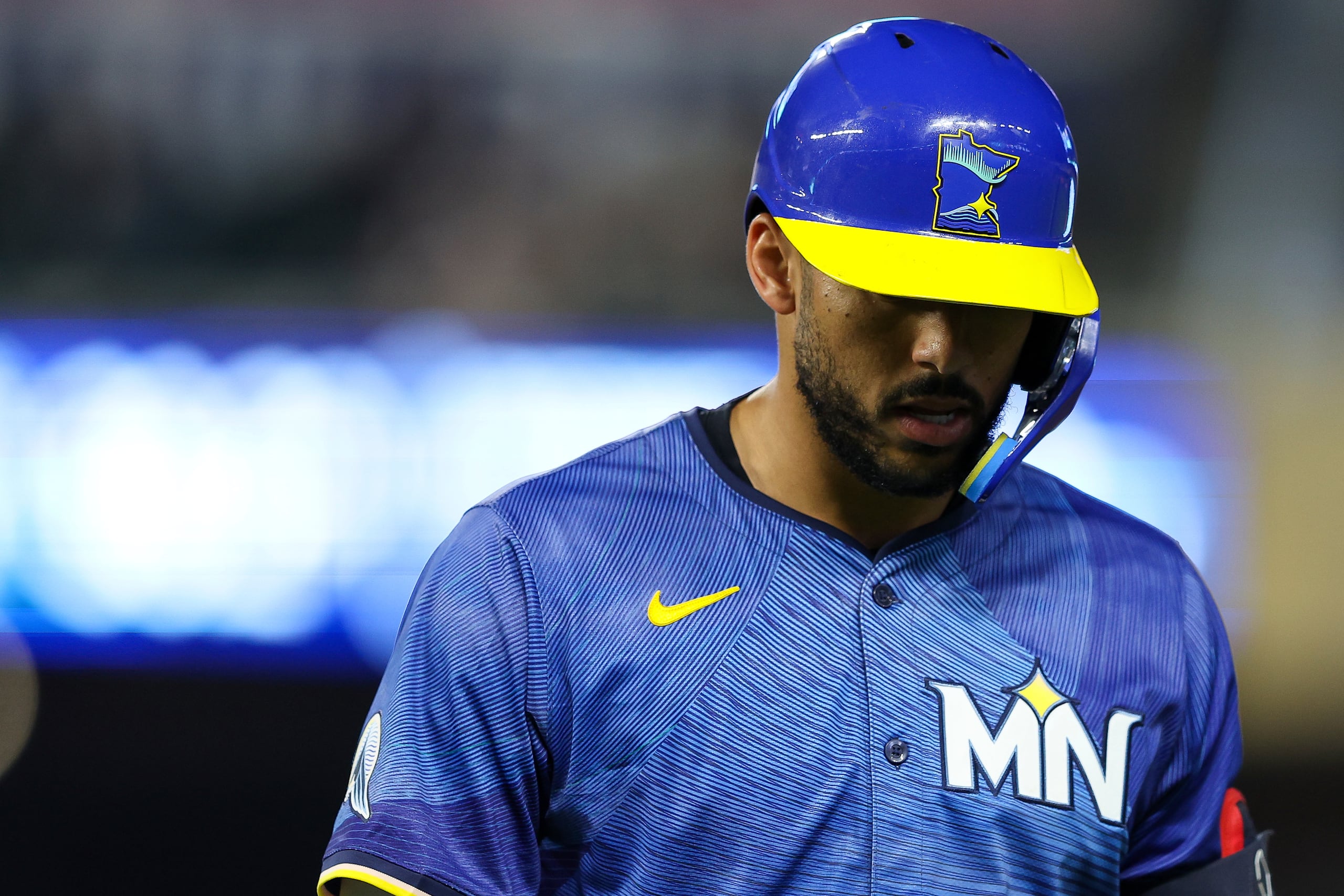 Carlos Correa después de un turno al bate contra los Orioles de Baltimore.