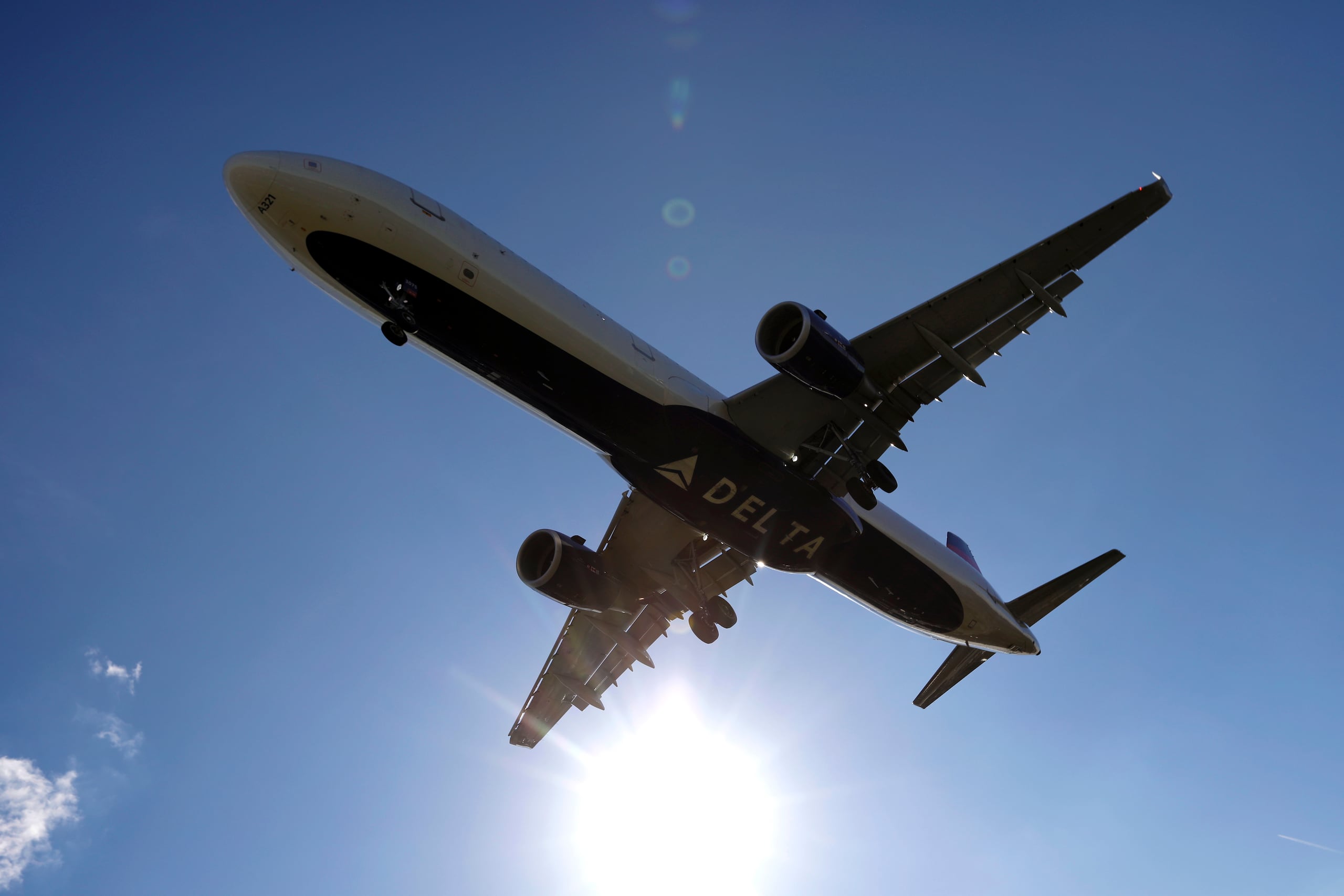 Los responsables del aeropuerto también confirmaron el suceso y se mostraron “profundamente entristecidos” por la muerte del trabajador.