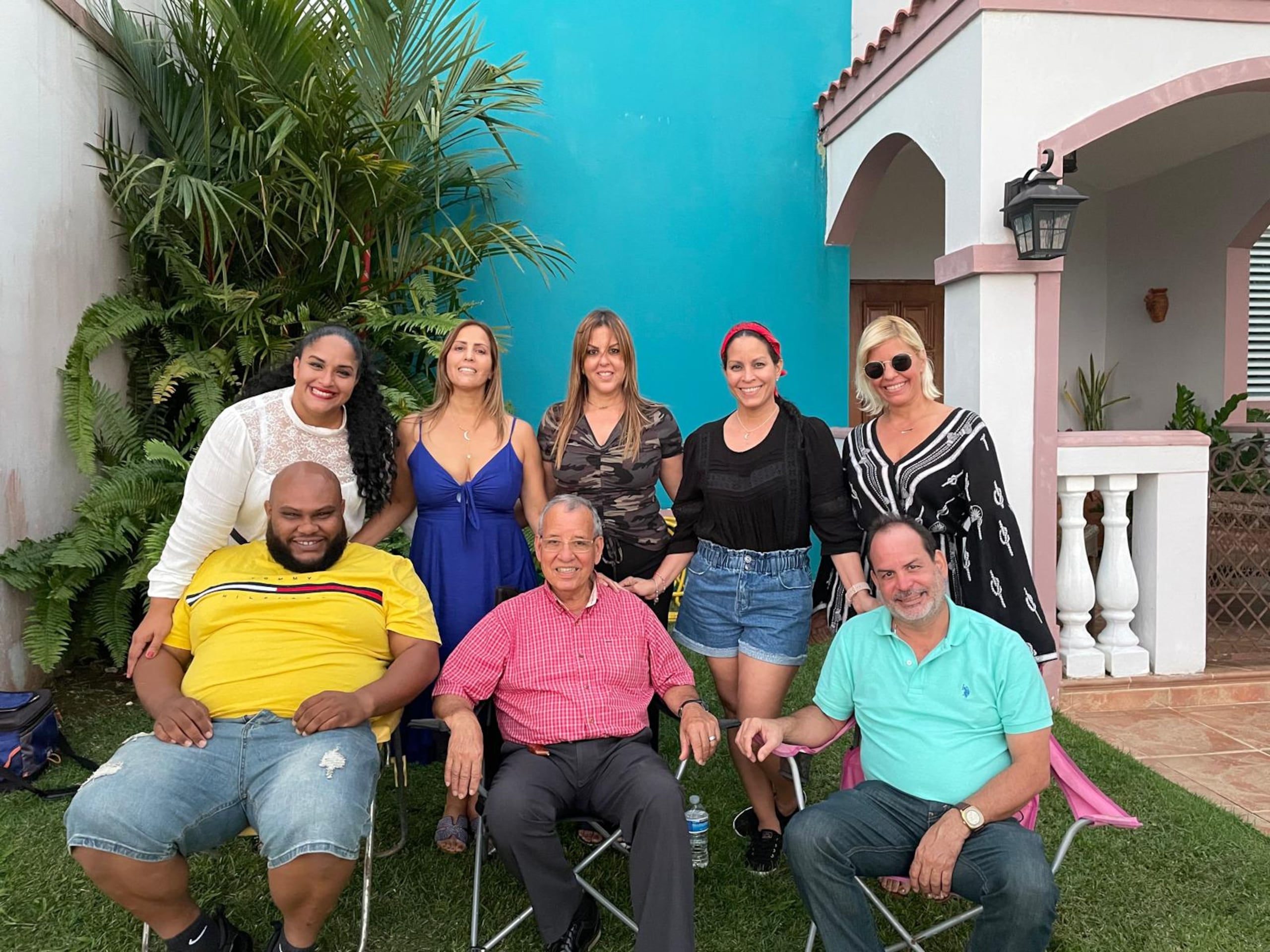 Noelian Ortiz y sus hermanos aprovechan cada oportunidad para reunirse y celebrar la vida de su padre.