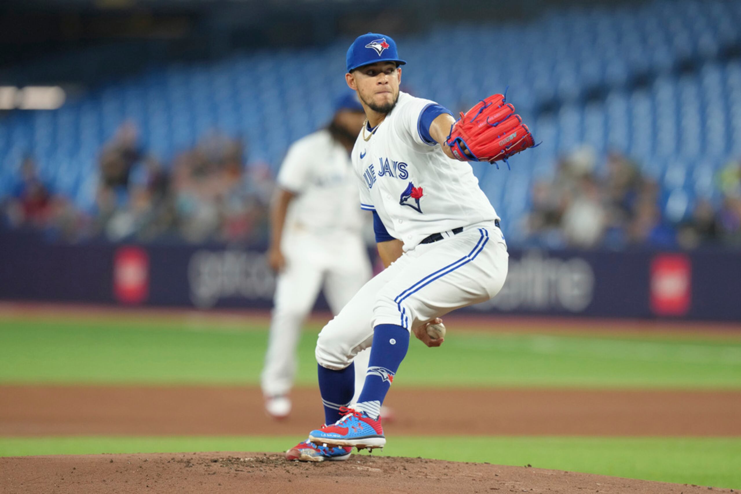 José Berríos permitió dos carreras y cuatro hits durante seis entradas.