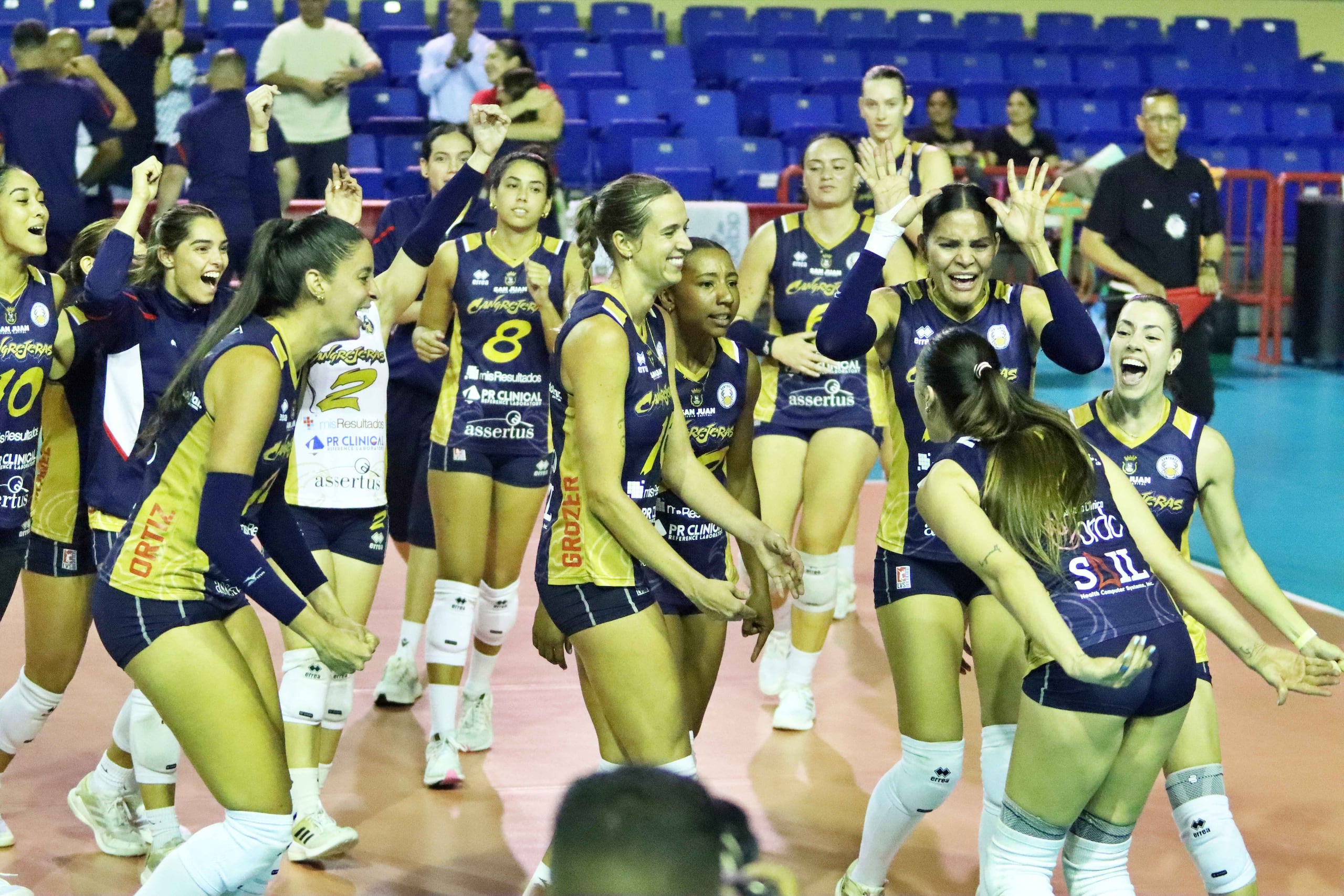 Las Cangrejeras son las primeras finalistas.