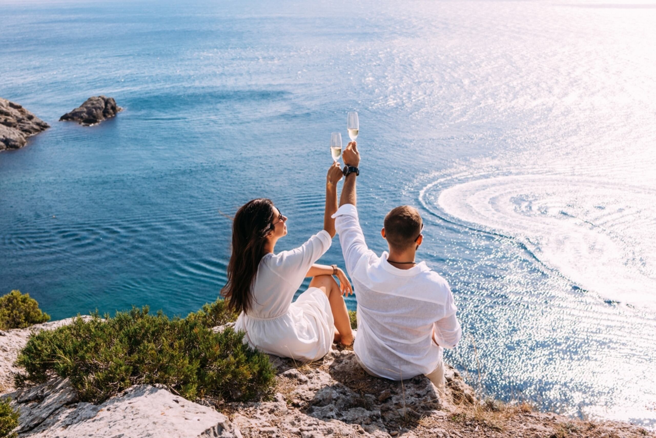 Entre los asuntos fundamentales para las parejas está establecer metas compartidas,.