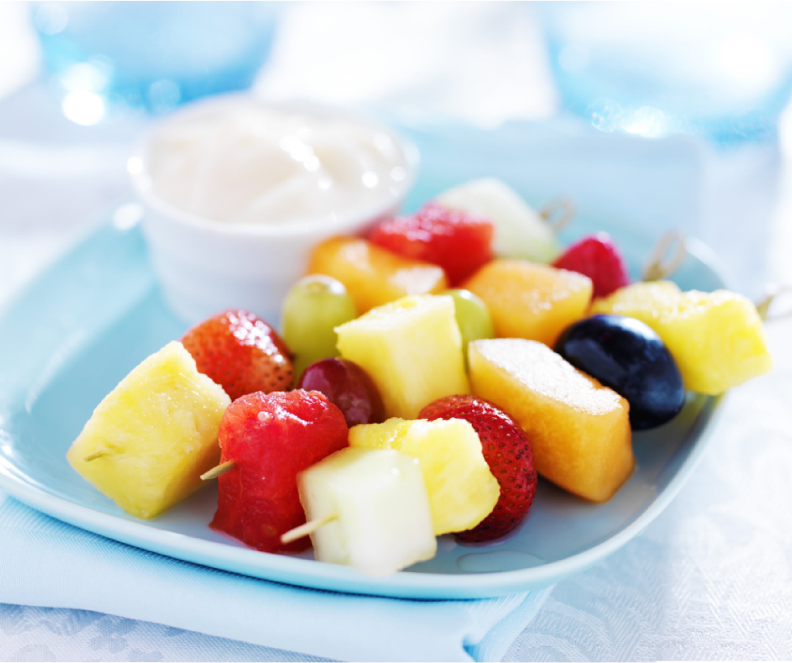 Se recomienda consumir al menos cinco porciones de fruta al día.