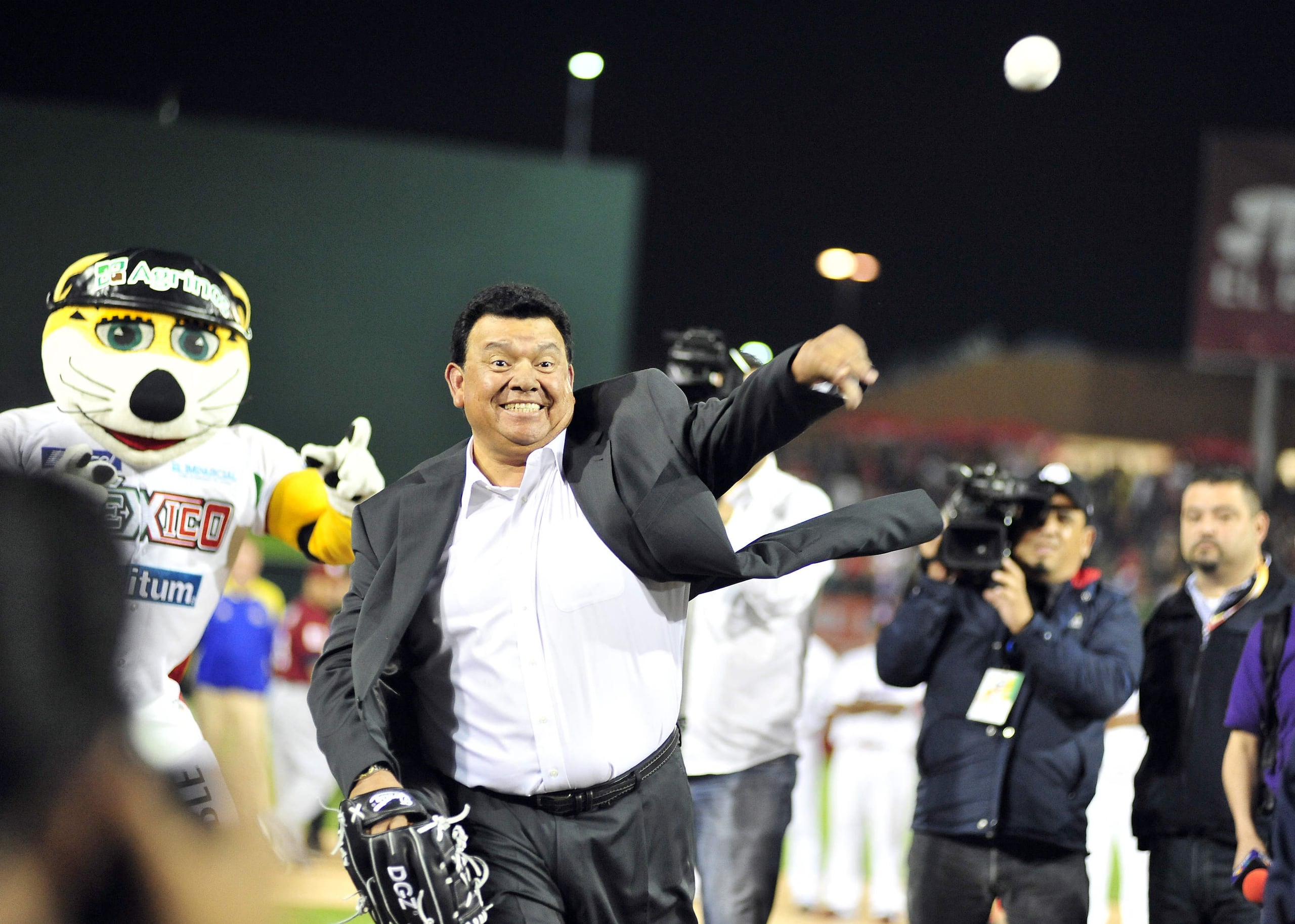 Fernando Valenzuela fue una personalidad dentro y fuera del terreno, un ídolo en la ciudad de Los Ángeles y en su natal México.