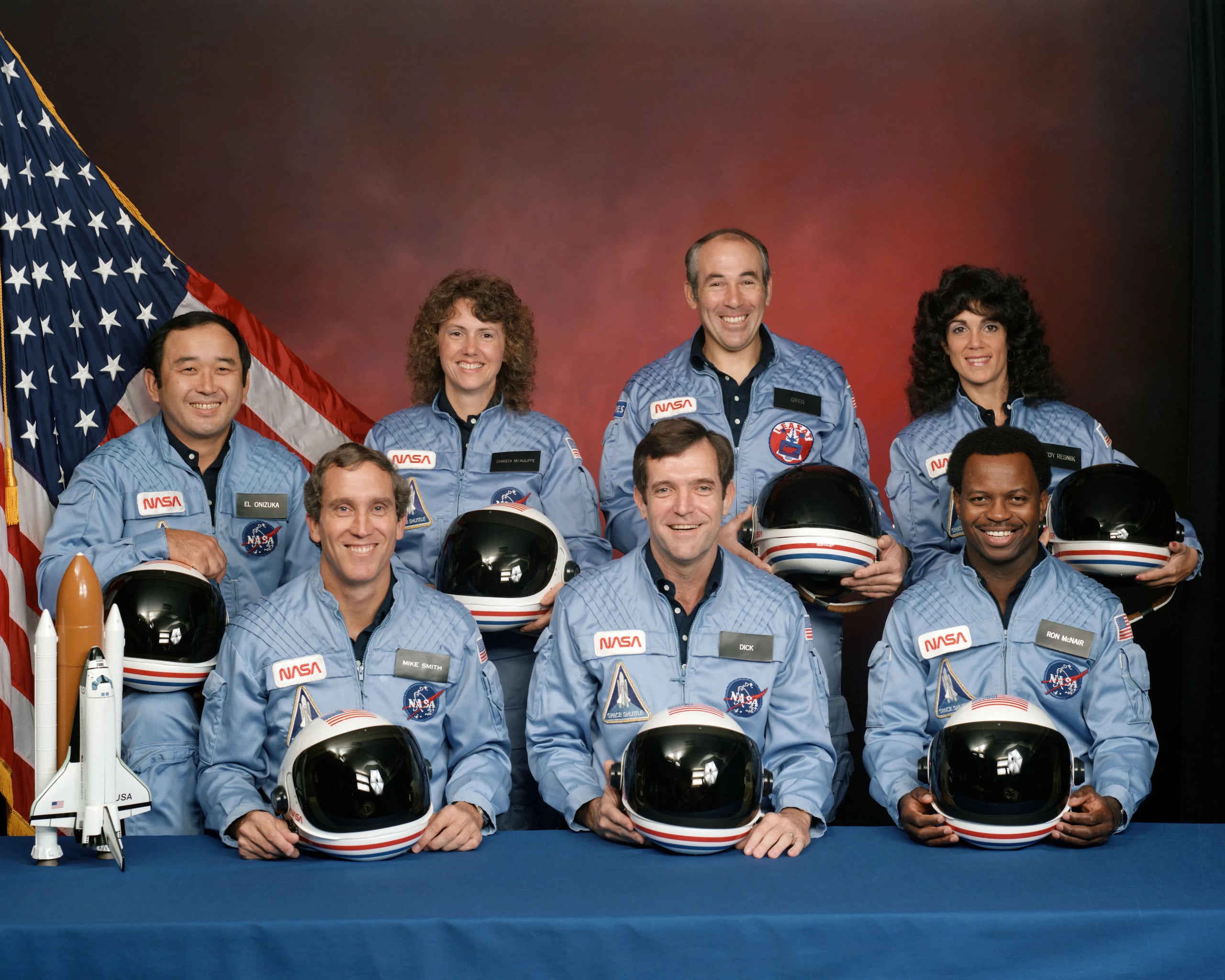 A bordo del transbordador Challenger viajaban los astronautas Francis ‘Dick’ Scobee, Michael J. Smith, Judith Resnik, Ronald McNair, Ellison Onizuka, Gregory Jarvis, y la maestra Christa McAuliffe.