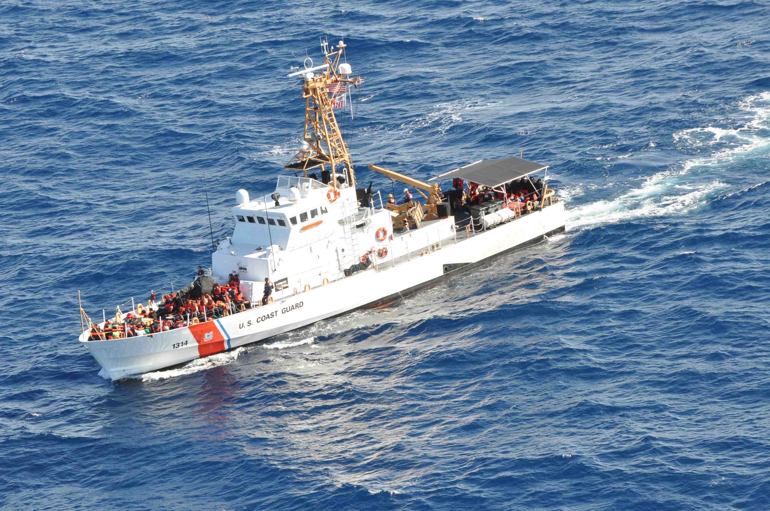 La Guardia Costera intervino con una embarcación en la zona identificada como el banco Abrir La Sierra. (Suministrada)