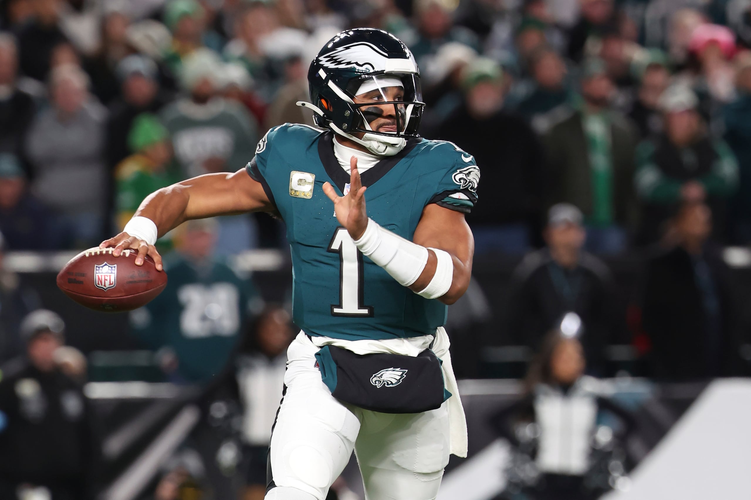 Jalen Hurts, quaterback de los Eagles de Filadelfia.