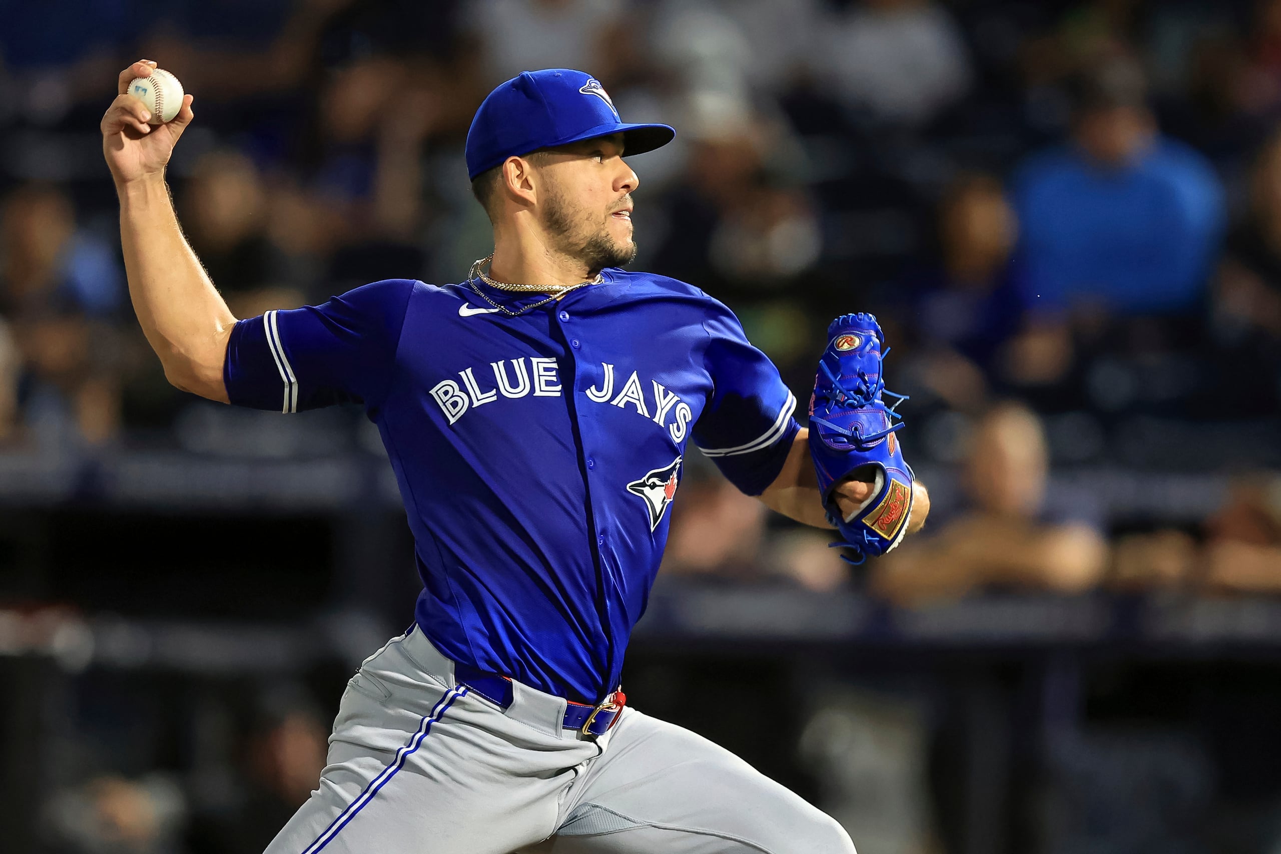 Toronto Blue Jays pitcher José Berríos throws against the Tampa Bay Rays during the first inning of a baseball game Tuesday, Sept. 16, 2025, in Tampa, Fla. (AP Photo/Mike Carlson)