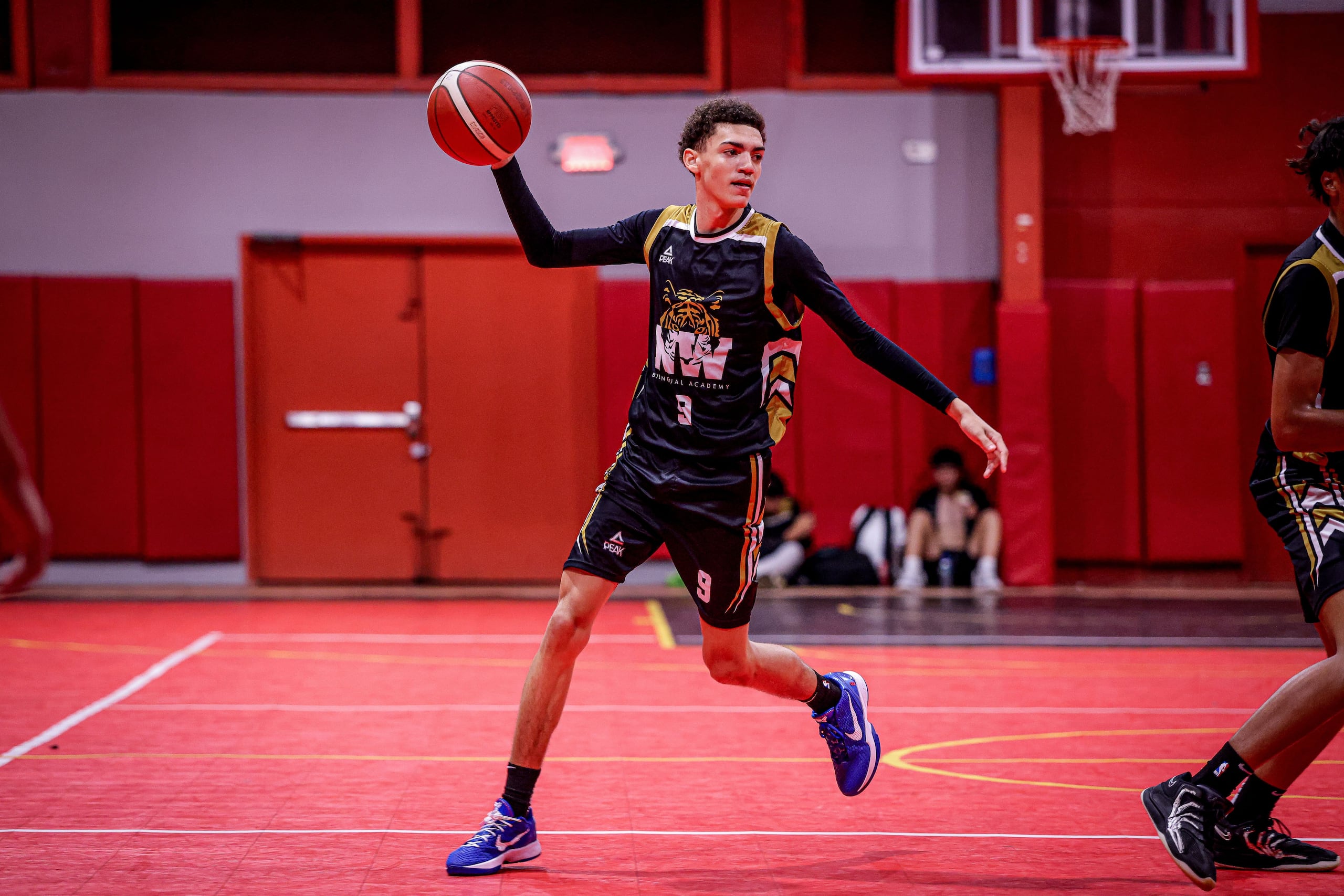 Sebastián Hernaiz, de NW Bilingual Academy.