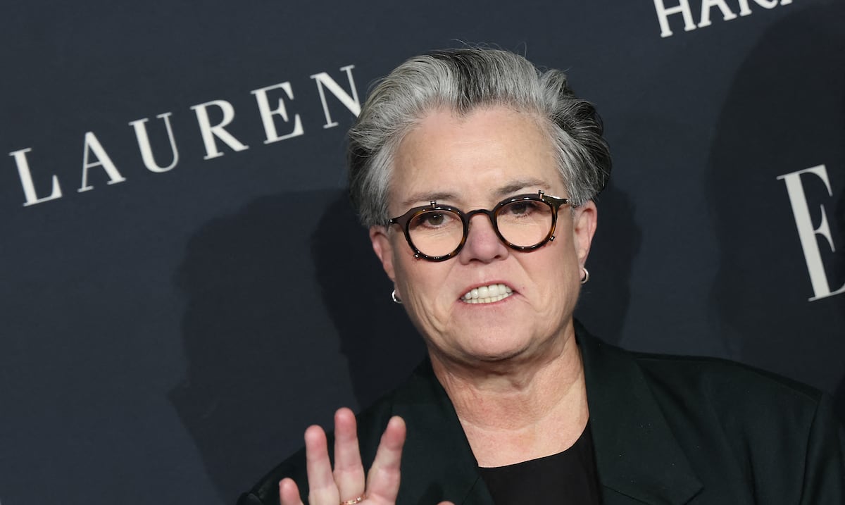 Rosie O’Donnell rompe el silencio sobre su cirugía estética y su "crisis existencial feminista"