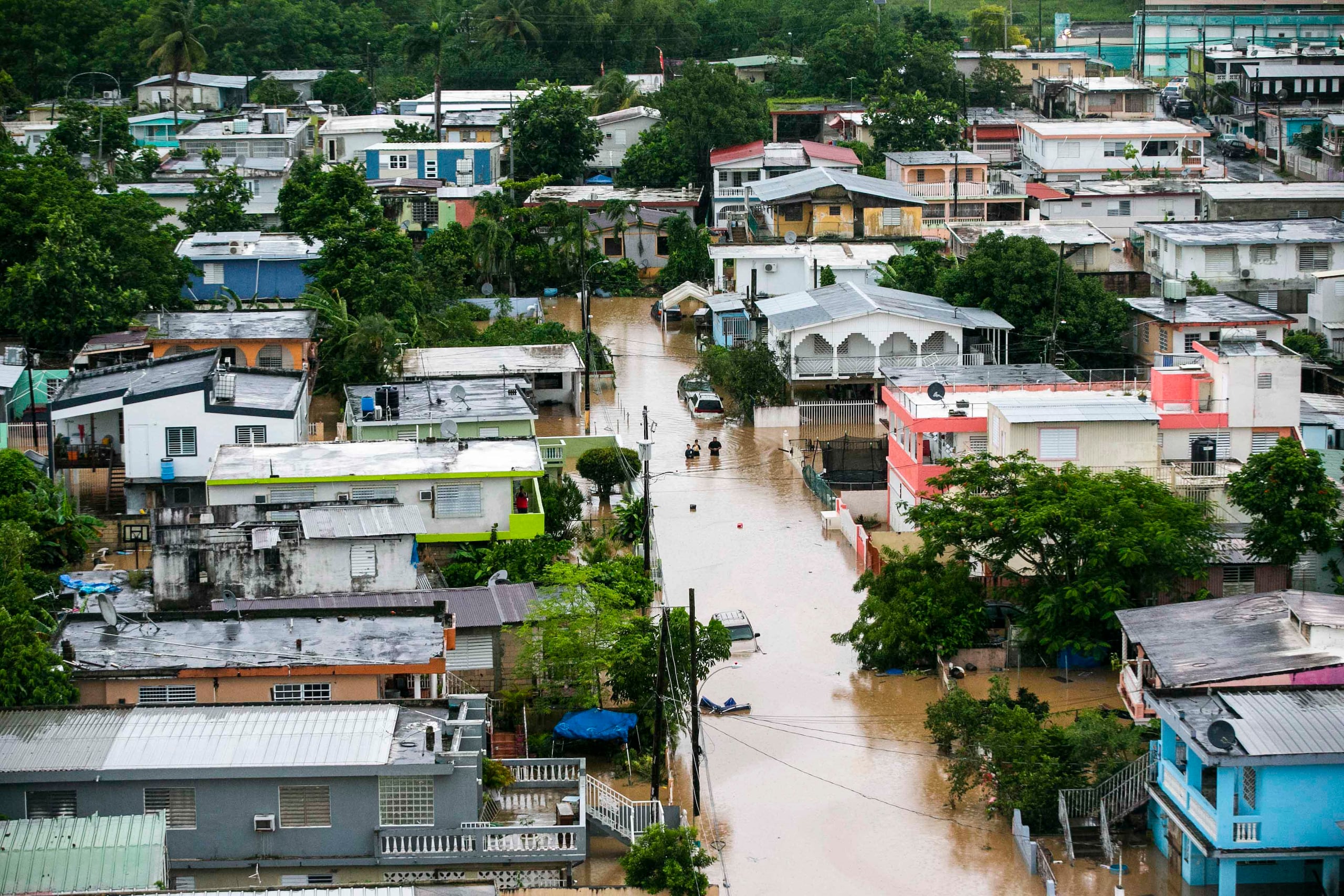 Toa Baja enfrenta grandes retos durante el impacto de una tormenta, huracán e incluso ante pronósticos de lluvias "porque gran parte de nuestras comunidades ubican en áreas inundables", recordó el alcalde.