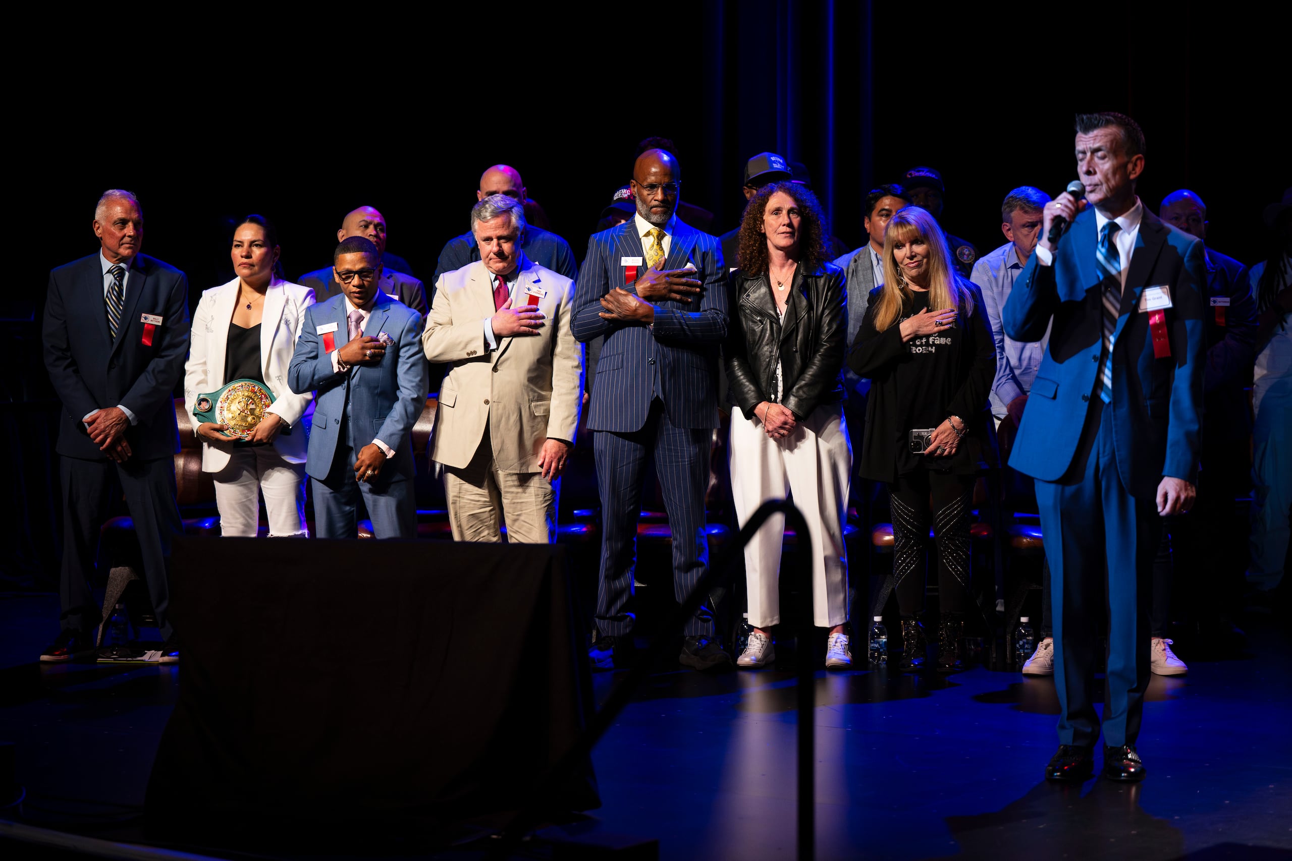 Imagen de los integrantes de la clase 2024 del Salón de la Fama del Boxeo Internacional.