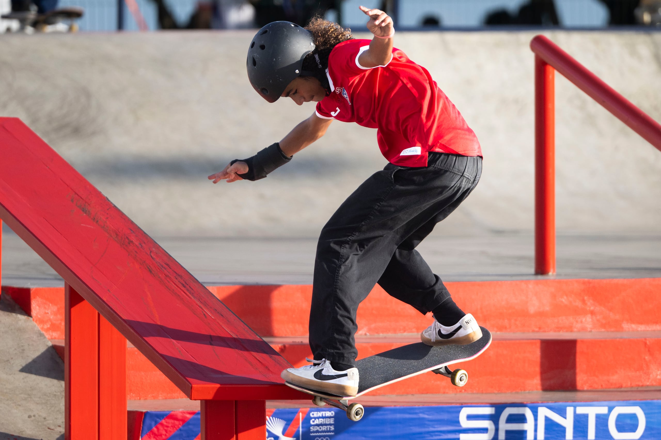 Lavallee, de 15 años, totalizó 140.22 puntos en la final de su primera justa regional.