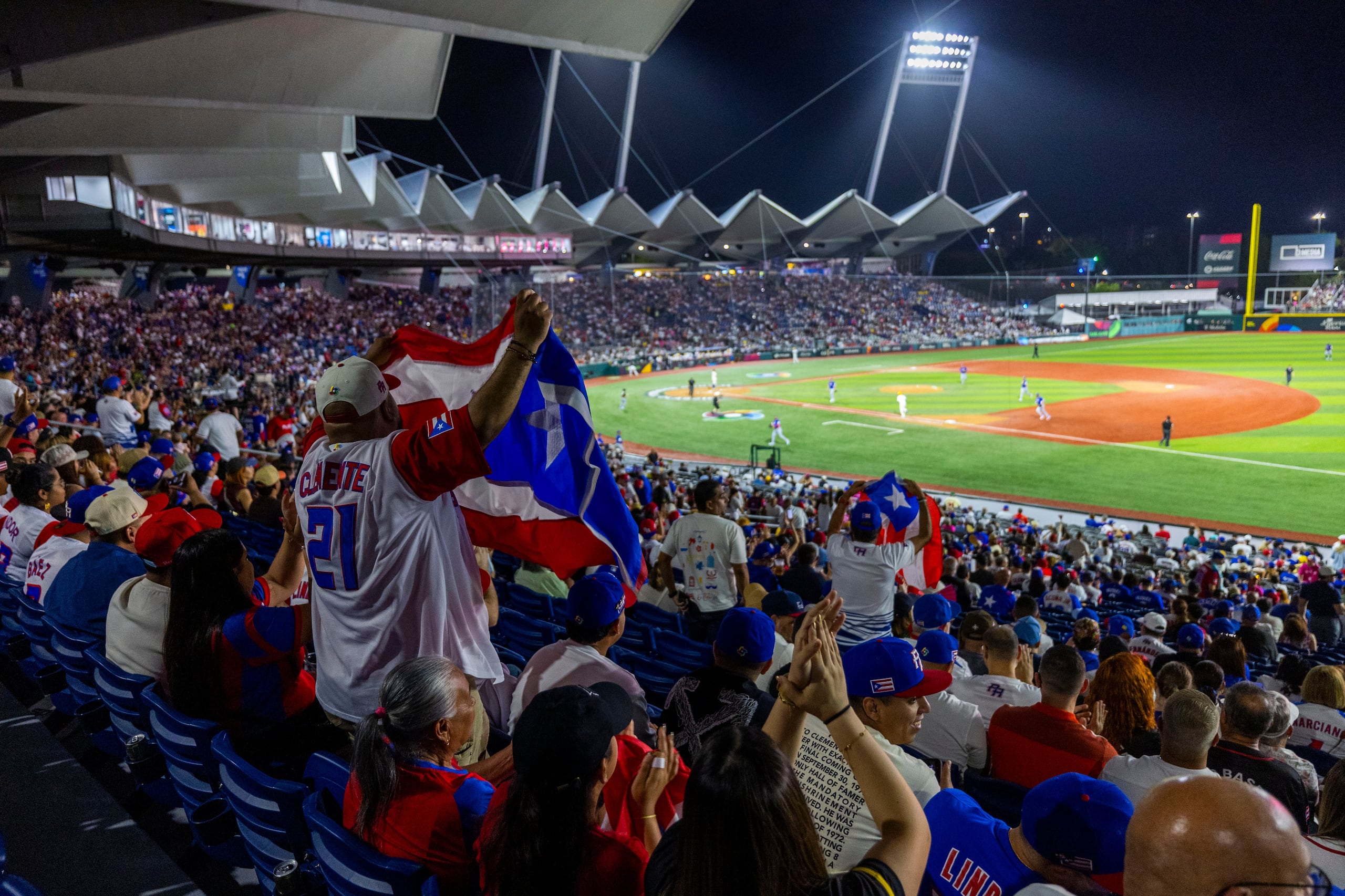 El Estadio Hiram Bithorn fue recientemente renovado para albergar el Clásico Mundial de Béisbol. Durante los pasados dos años se hicieron múltiples mejoras, incluyendo un nuevo terreno de juego y nuevas butacas.