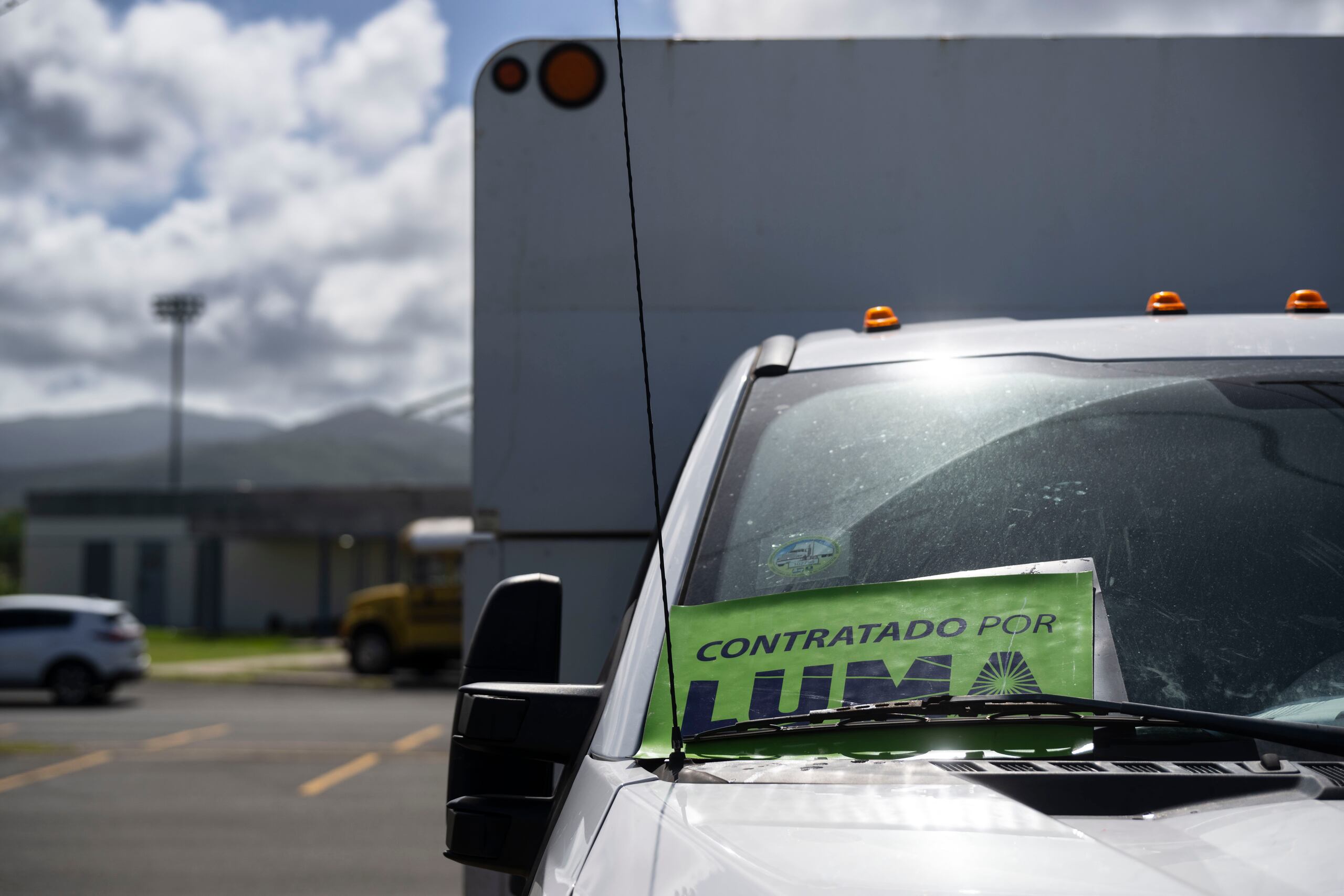 La guagua que falta por ser hallada es una Ford modelo F550, del año 2019 y color blanco.