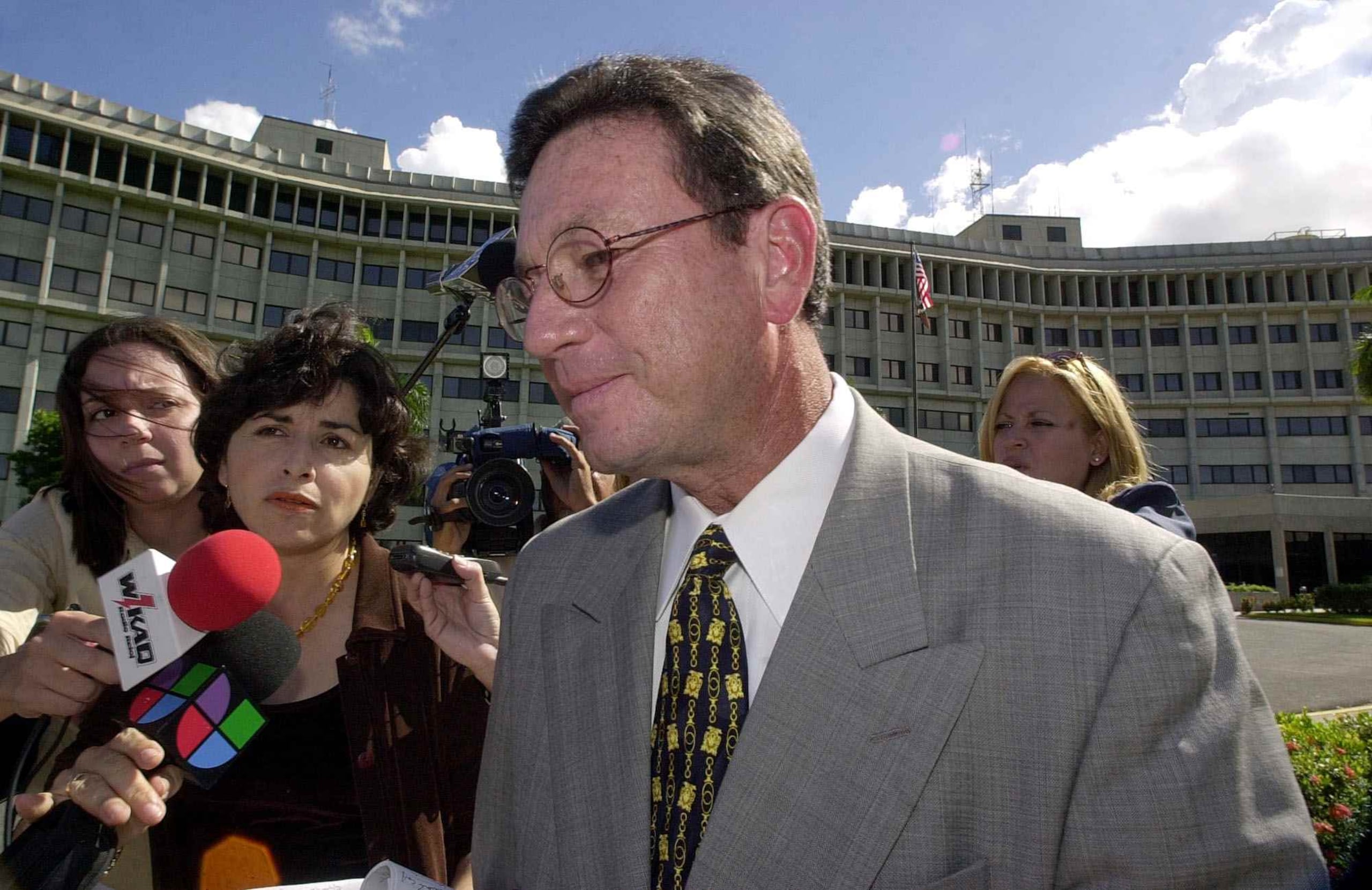 En 2002, el expresidente de la Comisión de Nombramientos del Senado, Freddie Valentín, resultó convicto por soborno y lavado de dinero con contratistas de la Administración de Vivienda Pública. (GFR Media)