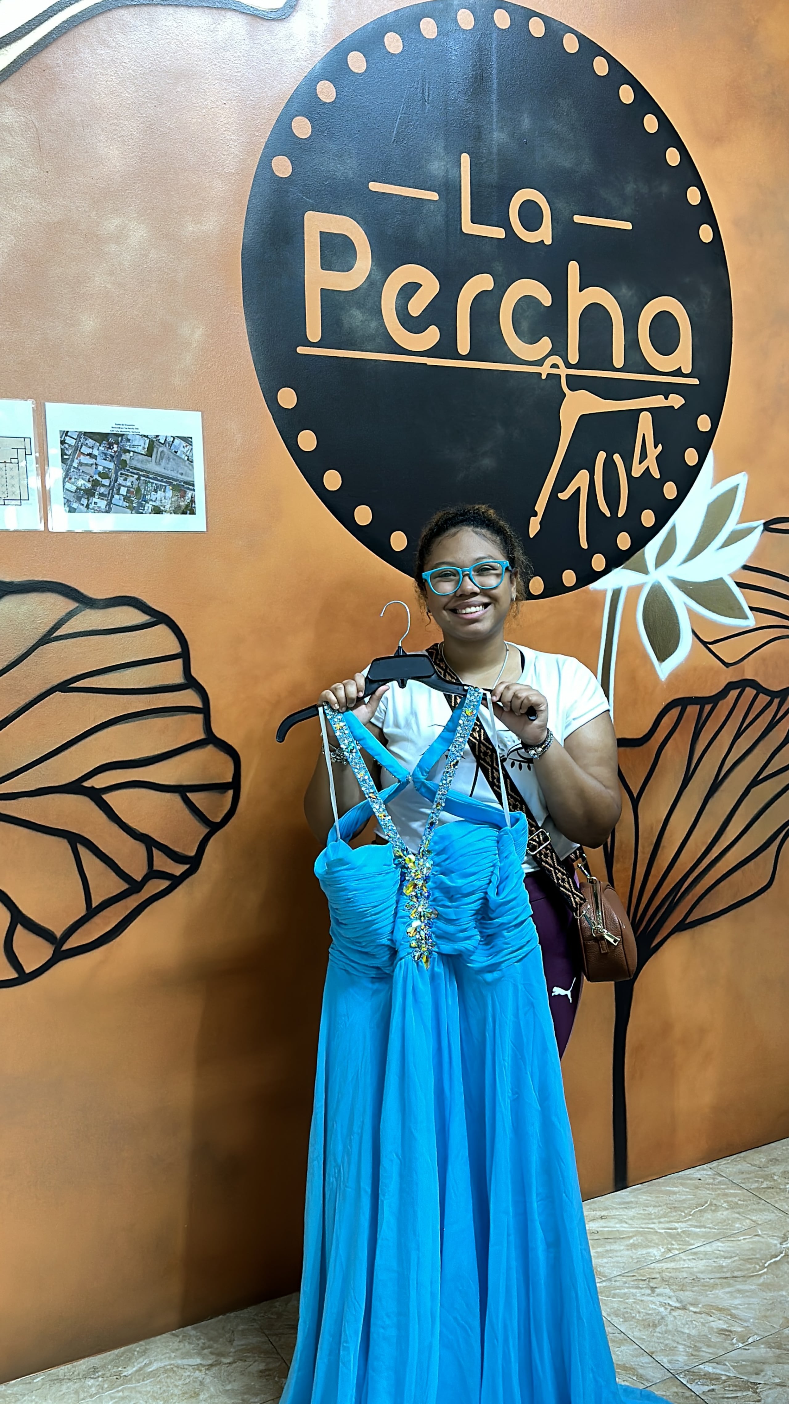 Alumnos graduandos podrán gozar de su "prom" con la iniciativa de La Percha 704.