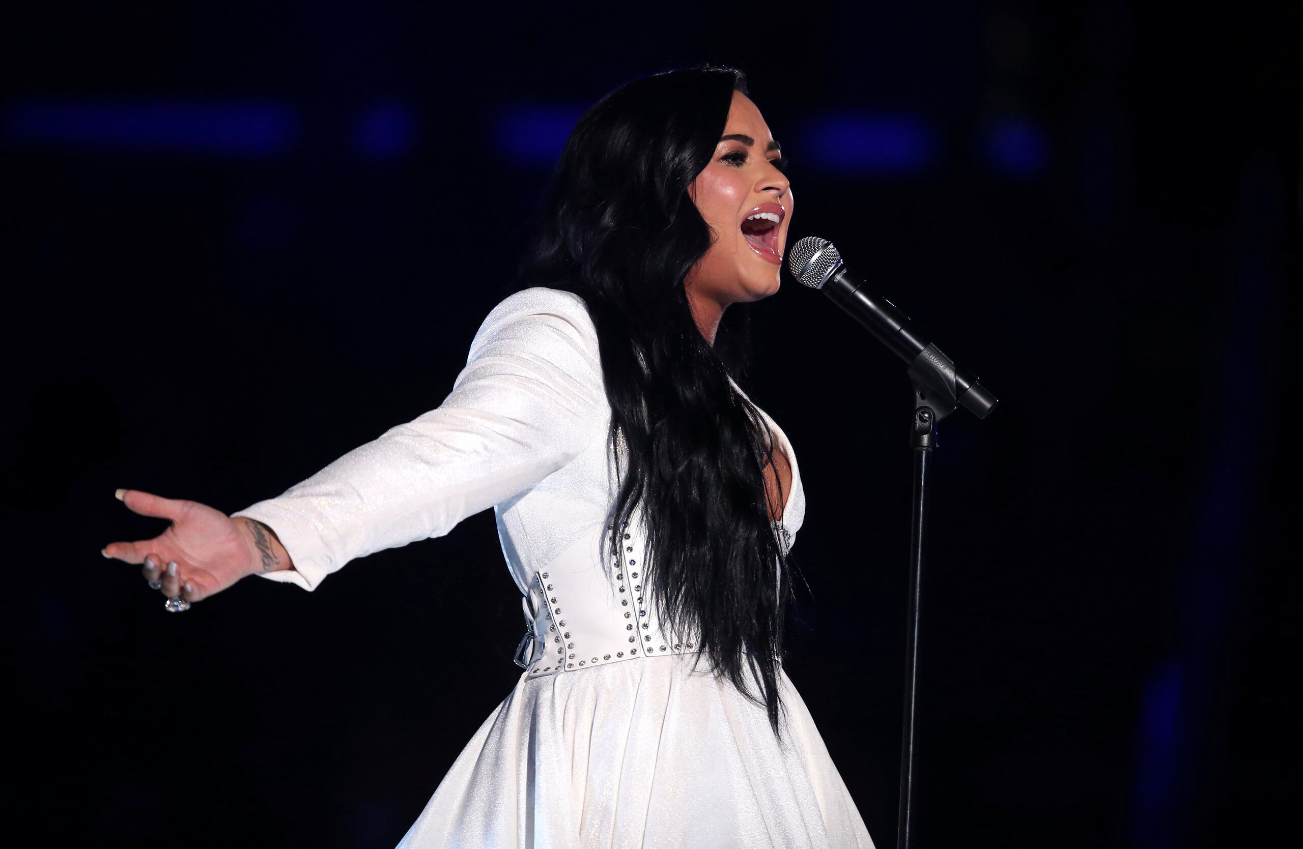 Demi Lovato relató el pasado mes que a causa de la sobredosis por consumo de fentanilo quedó con diversos daños cerebrales.