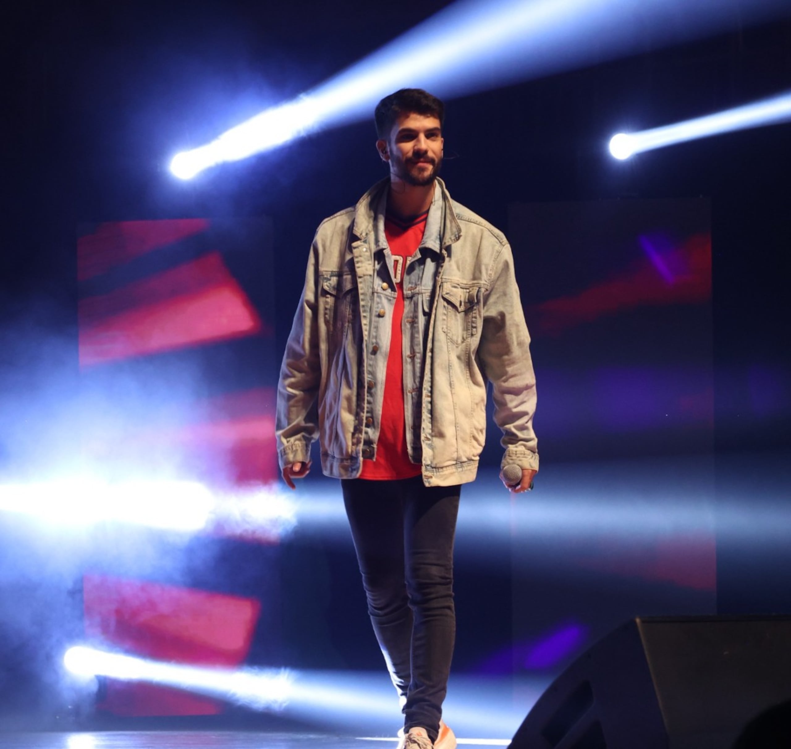 Regersa a la Isla luego de participar en 2023 en la gala final del “reality show” Enviados Puerto Rico.