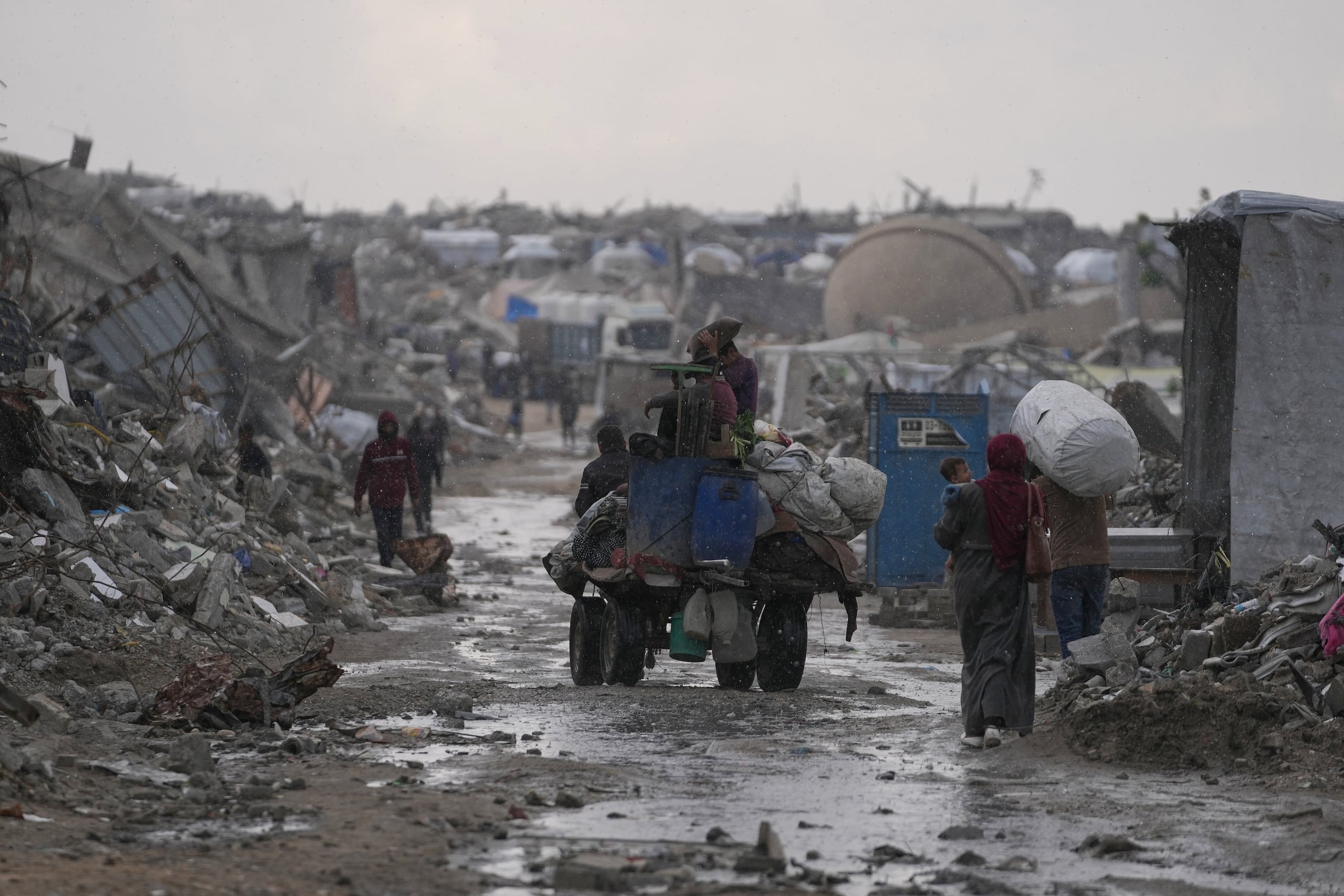 Los ministros de Exteriores de Francia, Alemania, Reino Unido e Italia rechazaron la medida, criticada también por la ONU y el Consejo de Europa.