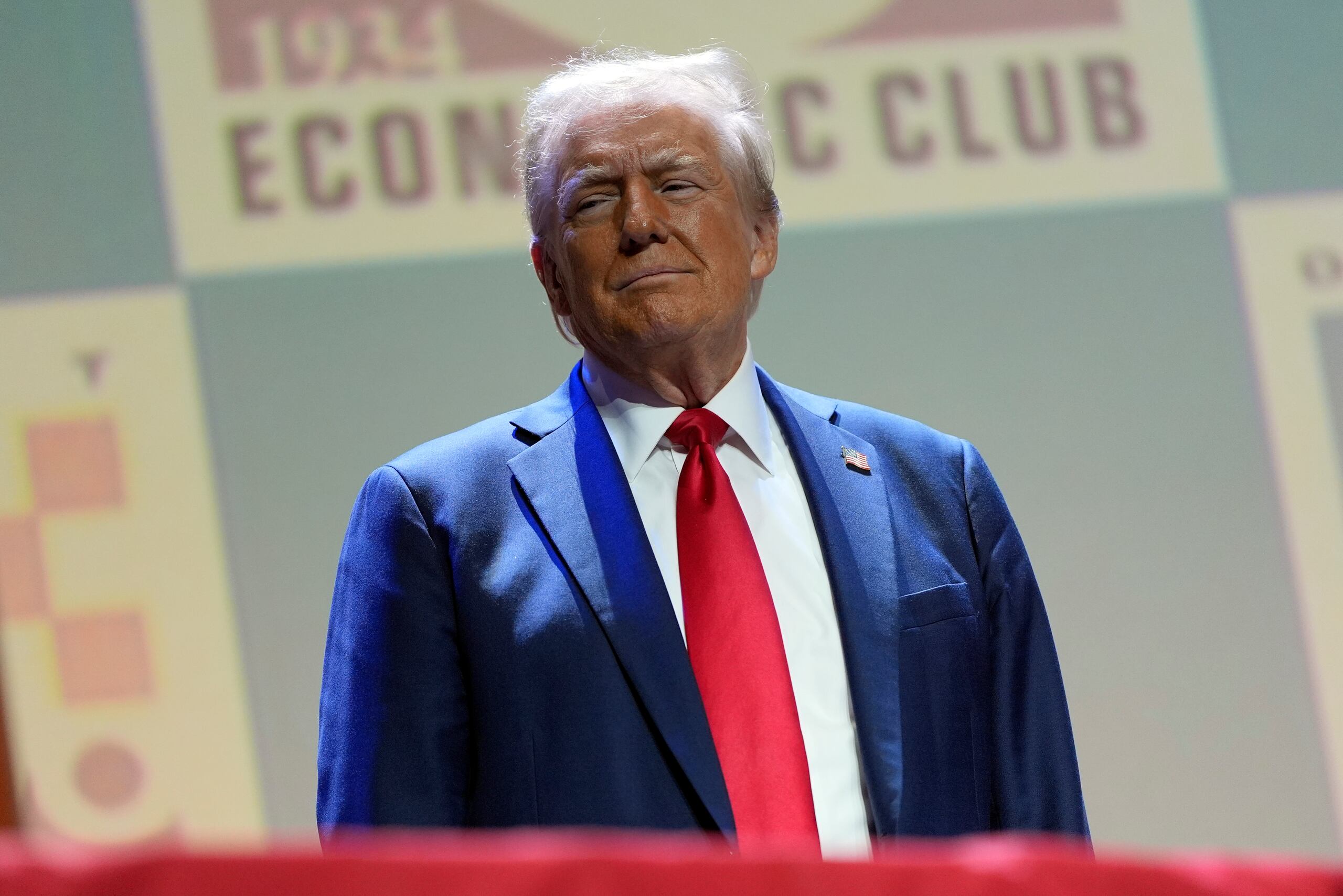 Tanto en 2016 como en 2020, Trump obtuvo alrededor del 30% de los votos en Wayne, (en el que está enclavada Detroit) perdiendo el condado por enormes márgenes.