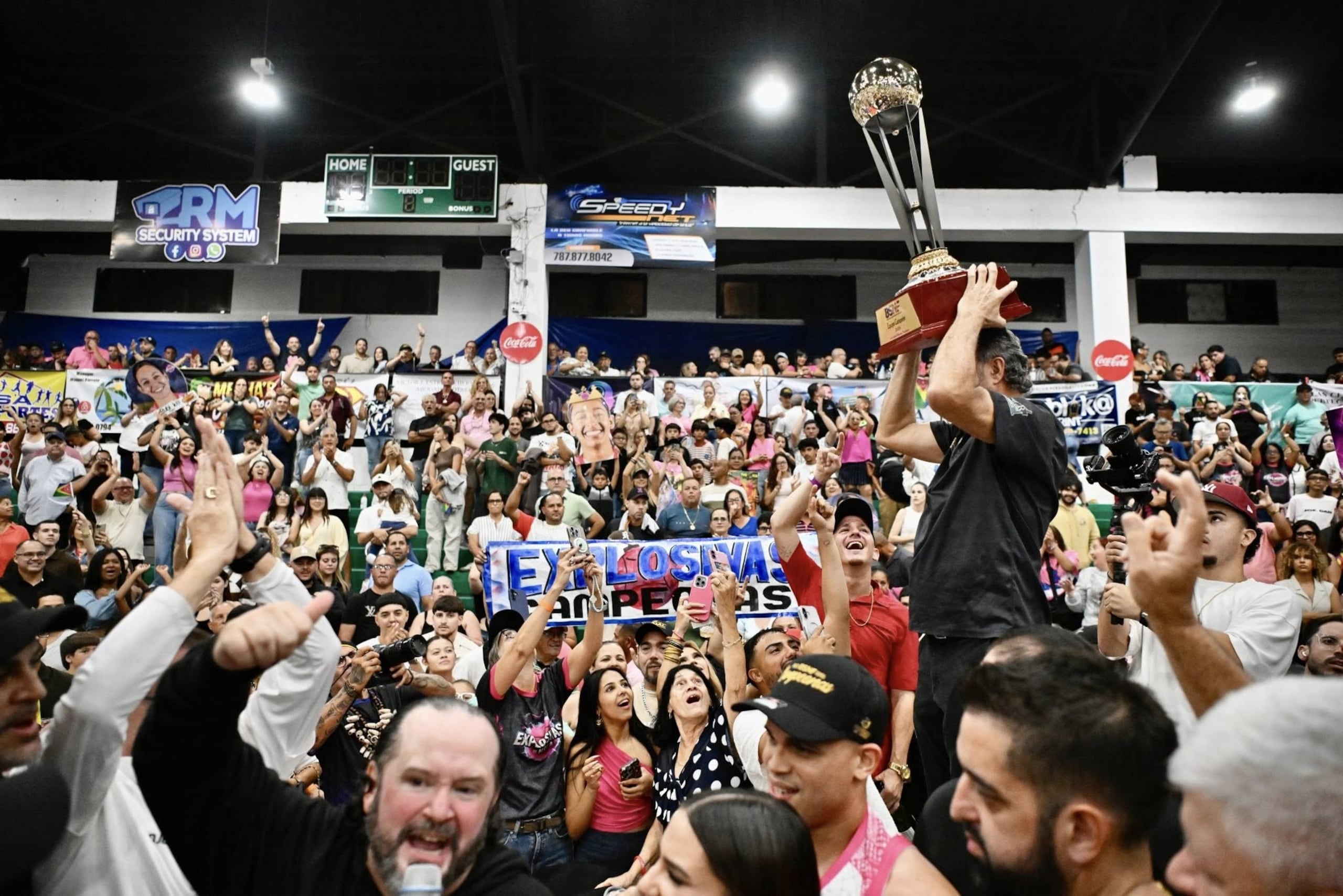 Explosivas de Moca son las nuevas campeonas del BSNF.