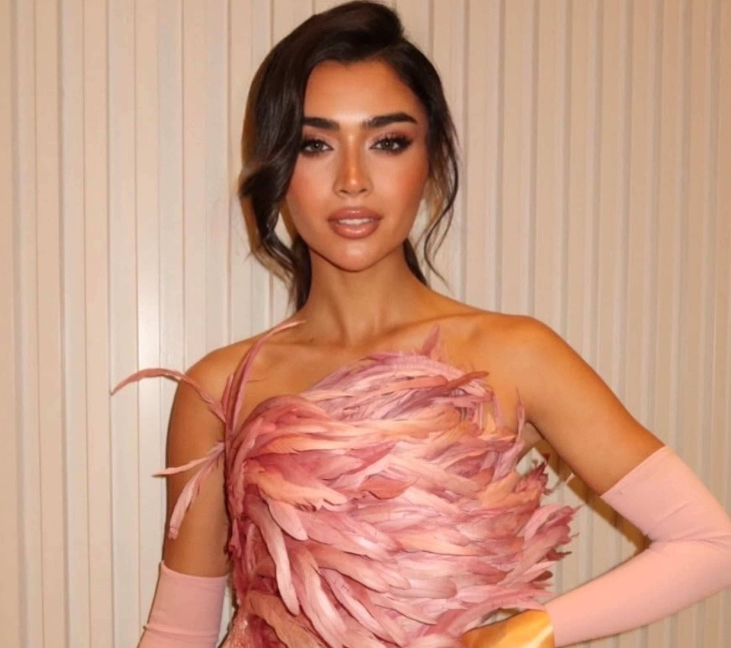 Bianca Nicole Caraballo representa a Puerto Rico en Miss Global 2026, celebrado desde Tailandia.