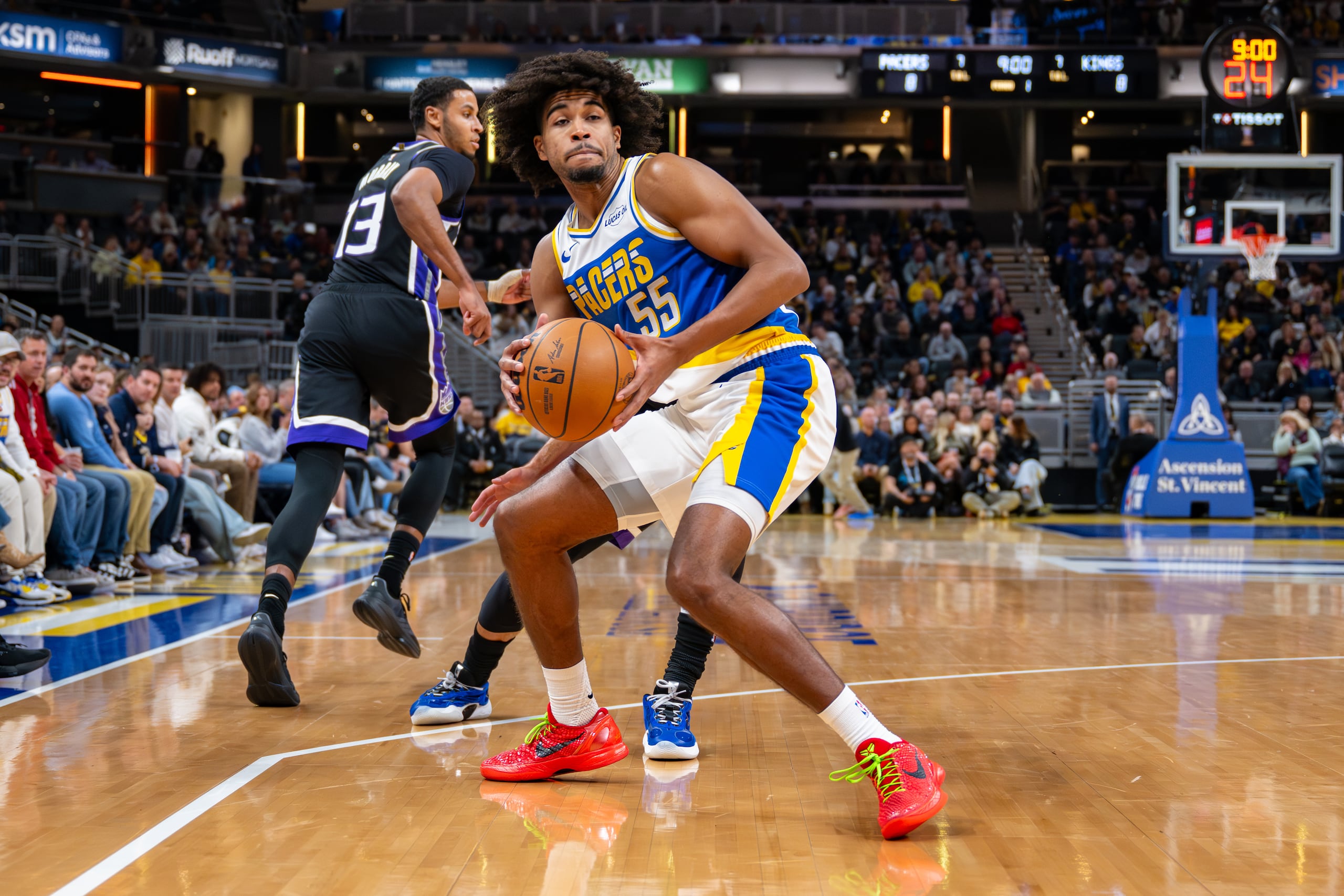Ethan Thompson formó parte del cuadro regular de los Pacers anoche.
