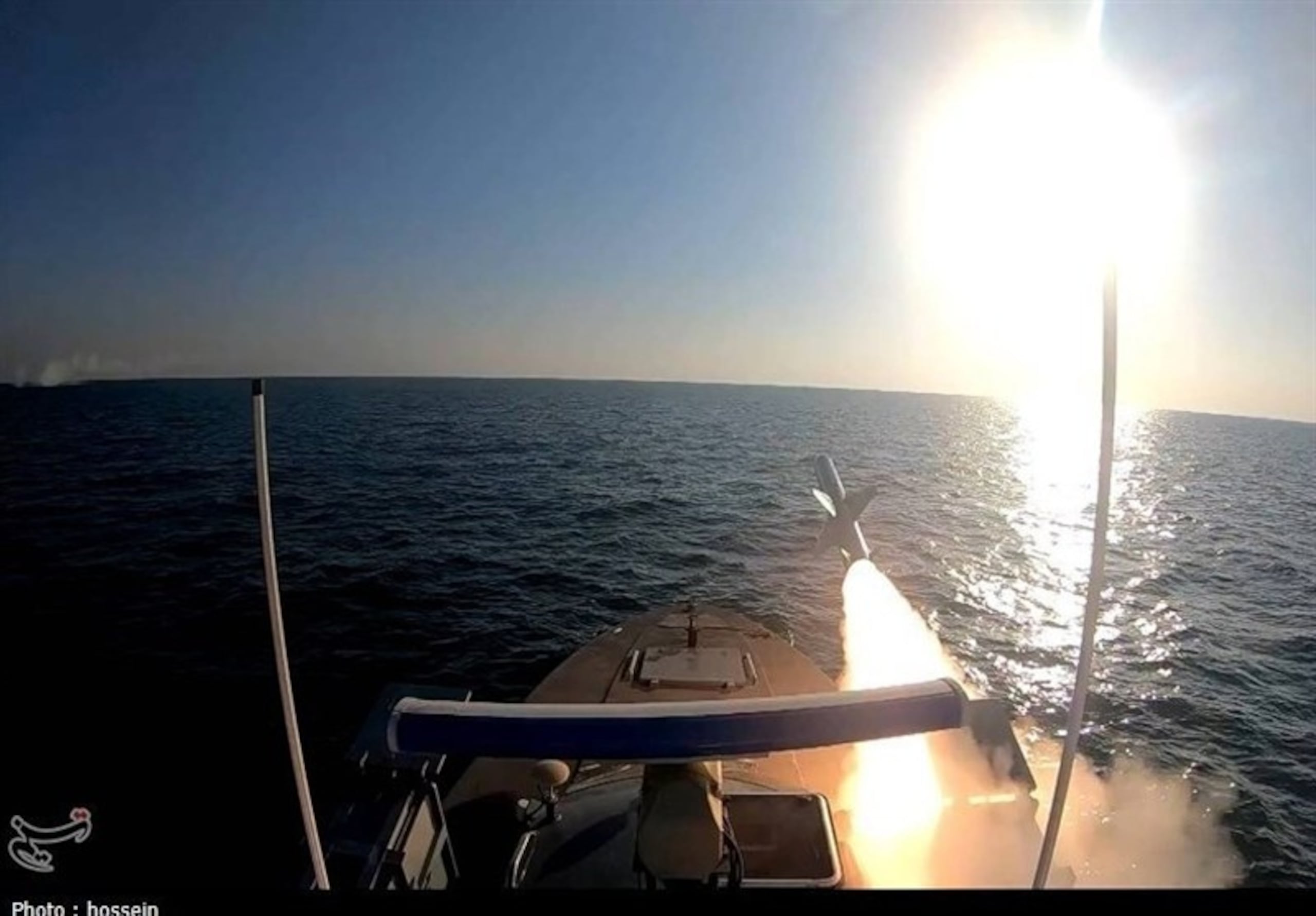 IRÁN, 14/03/2026.- El Ejército iraní aseguró este sábado que destruirá "toda la infraestructura petrolera, económica y energética relacionada con Estados Unidos" en Oriente Medio si se produce una agresión contra sus propias instalaciones energéticas, después del ataque estadounidense contra la isla iraní de Kharg, corazón de la industria petrolera de la República Islámica. EFE/hossein/ Tasnim News - SOLO USO EDITORIAL/SOLO DISPONIBLE PARA ILUSTRAR LA NOTICIA QUE ACOMPAÑA (CRÉDITO OBLIGATORIO) -