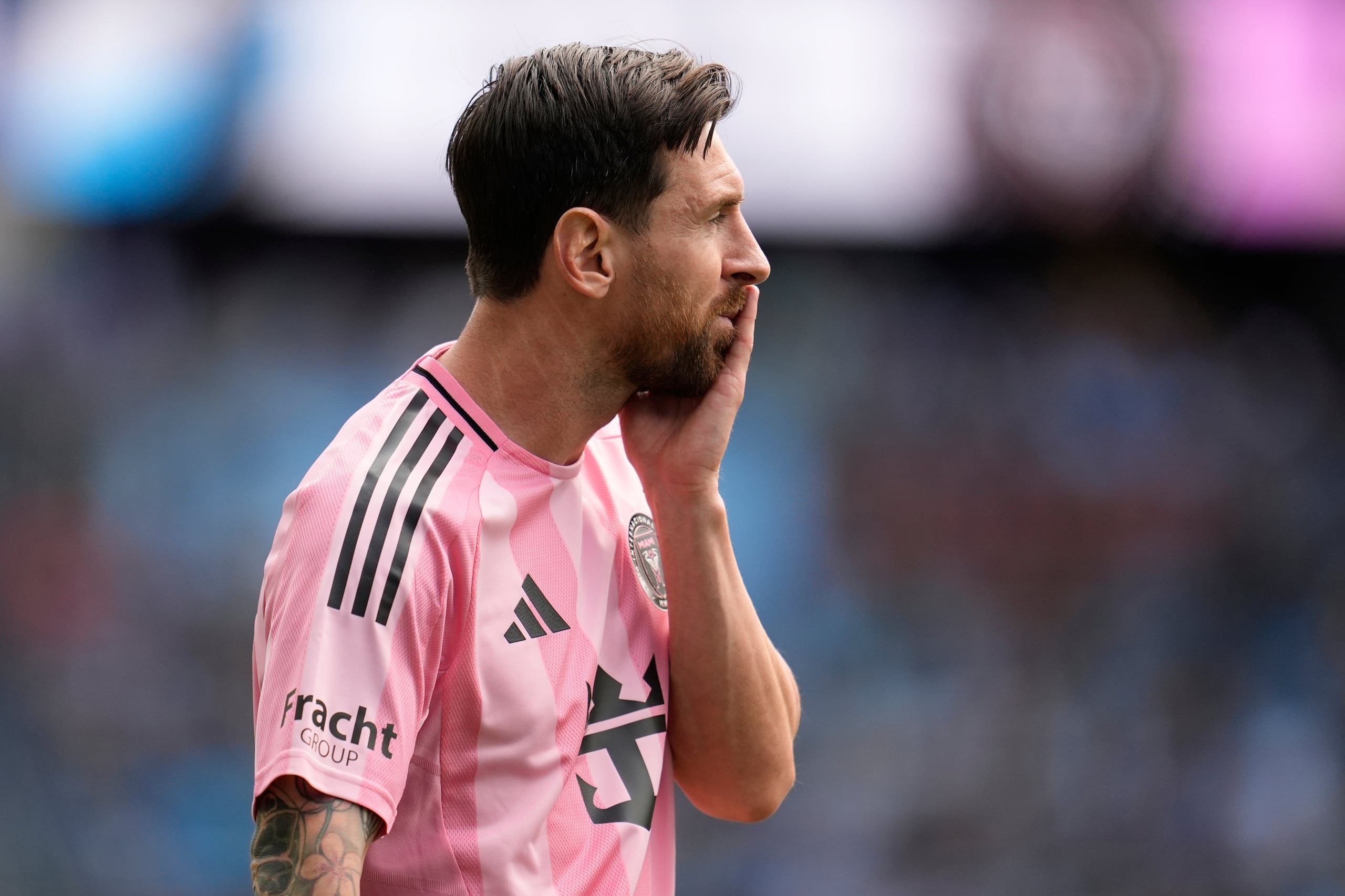 El argentino Lionel Messi, del Inter Miami, participa en el encuentro ante Minnesota United.
