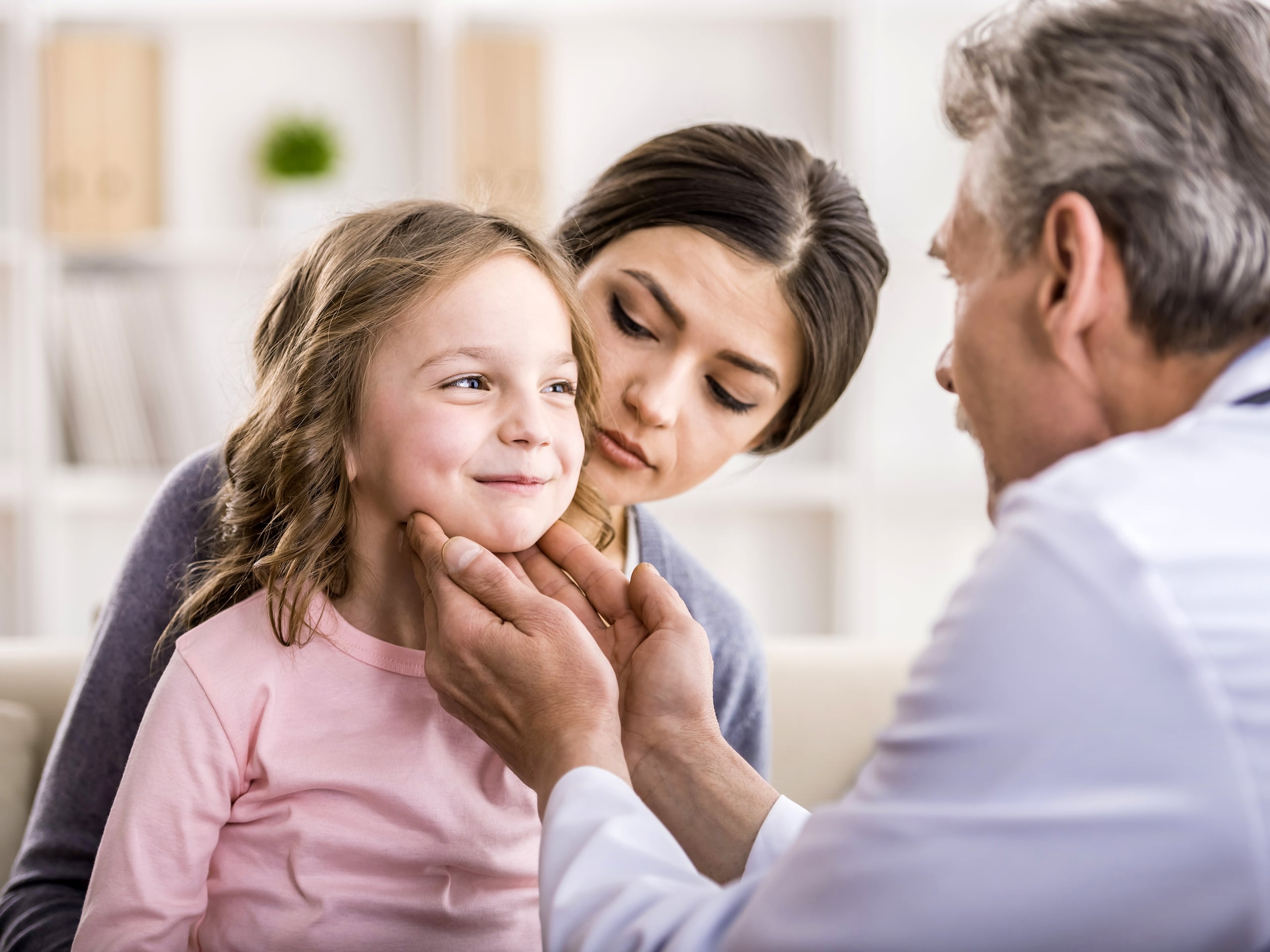 Durante el verano, los padres deben poner en agenda la visita anual para que los niños tengan su evaluación rutinaria antes del comienzo a clases.