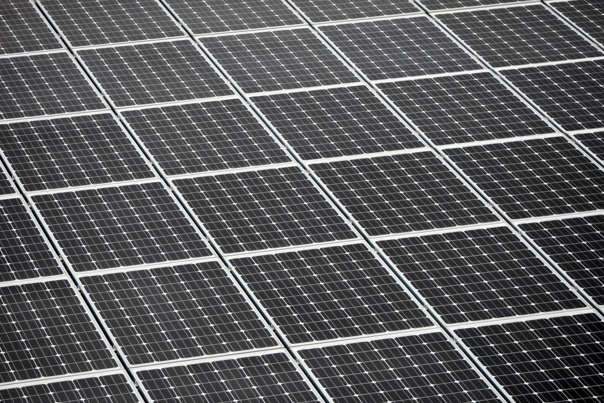 Se informó que los ladrones cargaron con tres paneles solares y una batería del sistema.