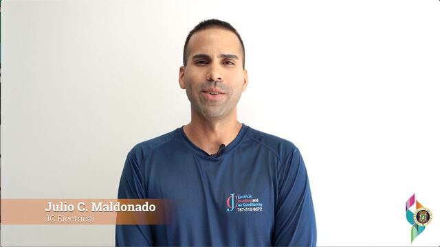 Joven emprendedor lanza su compañía de electricidad y plomería